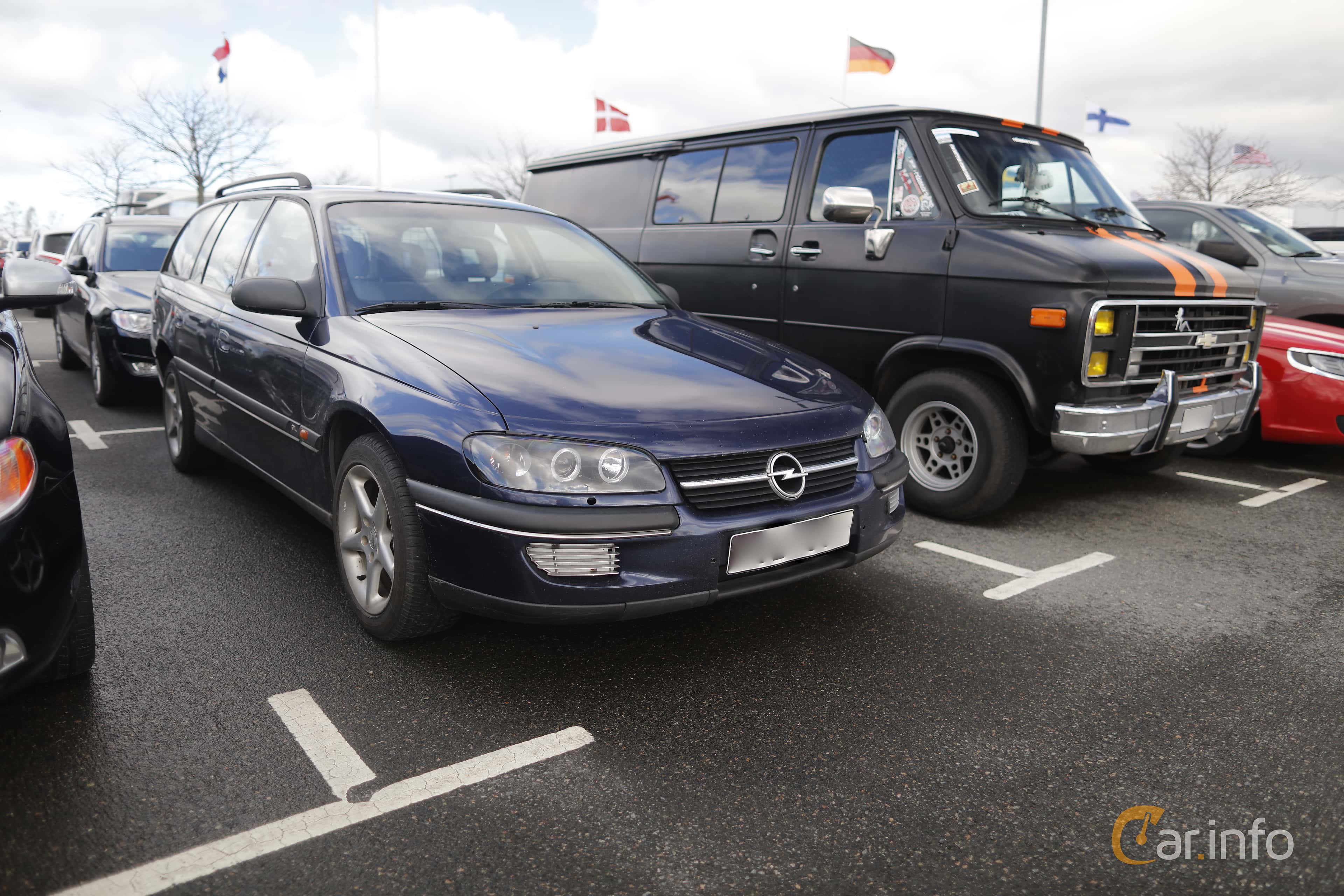 Opel Omega Caravan generation B1 3.0 V6 Automatic, 4-speed