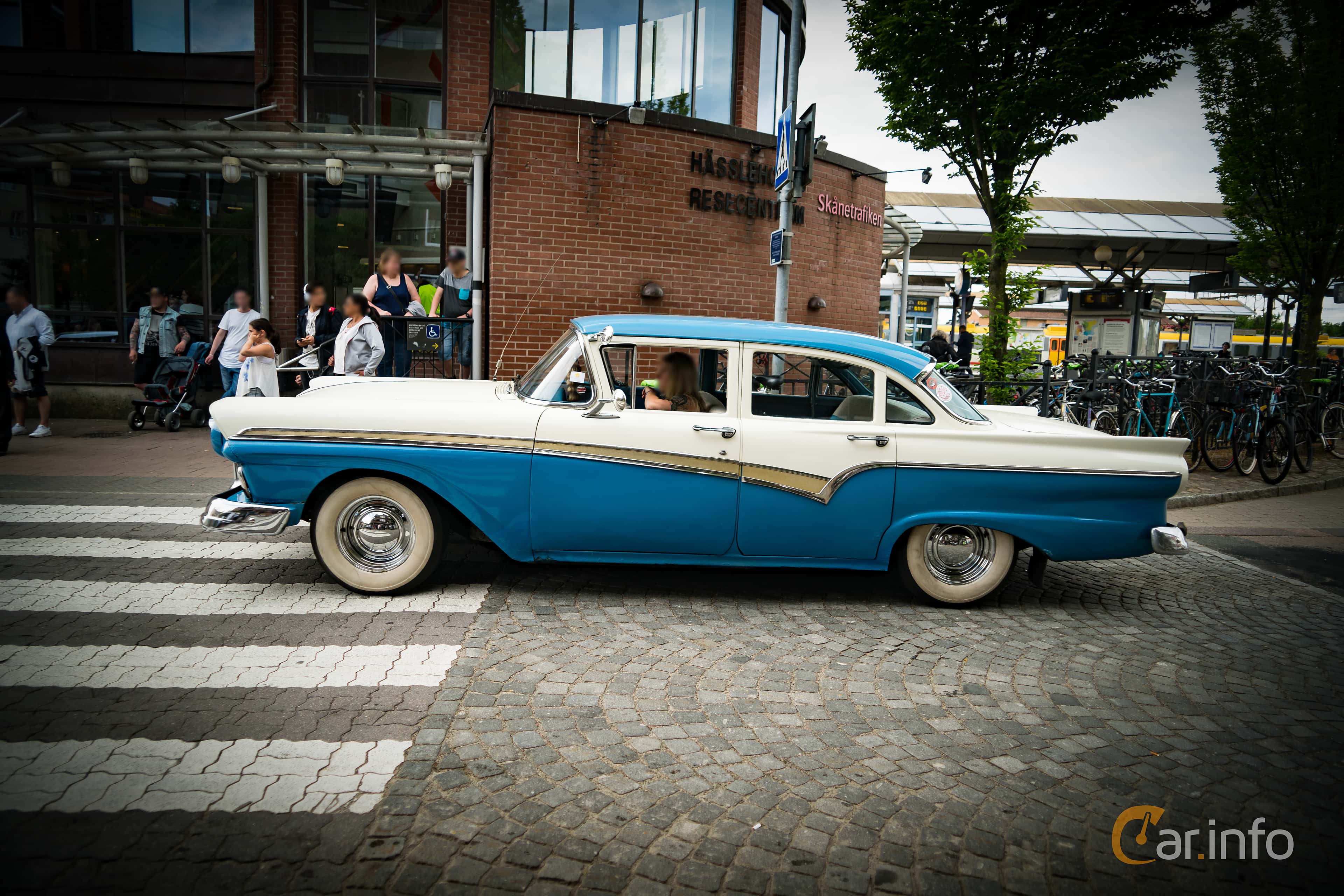 Ford Custom 4.5 V8 2nd Generation, Manual, 3-speed