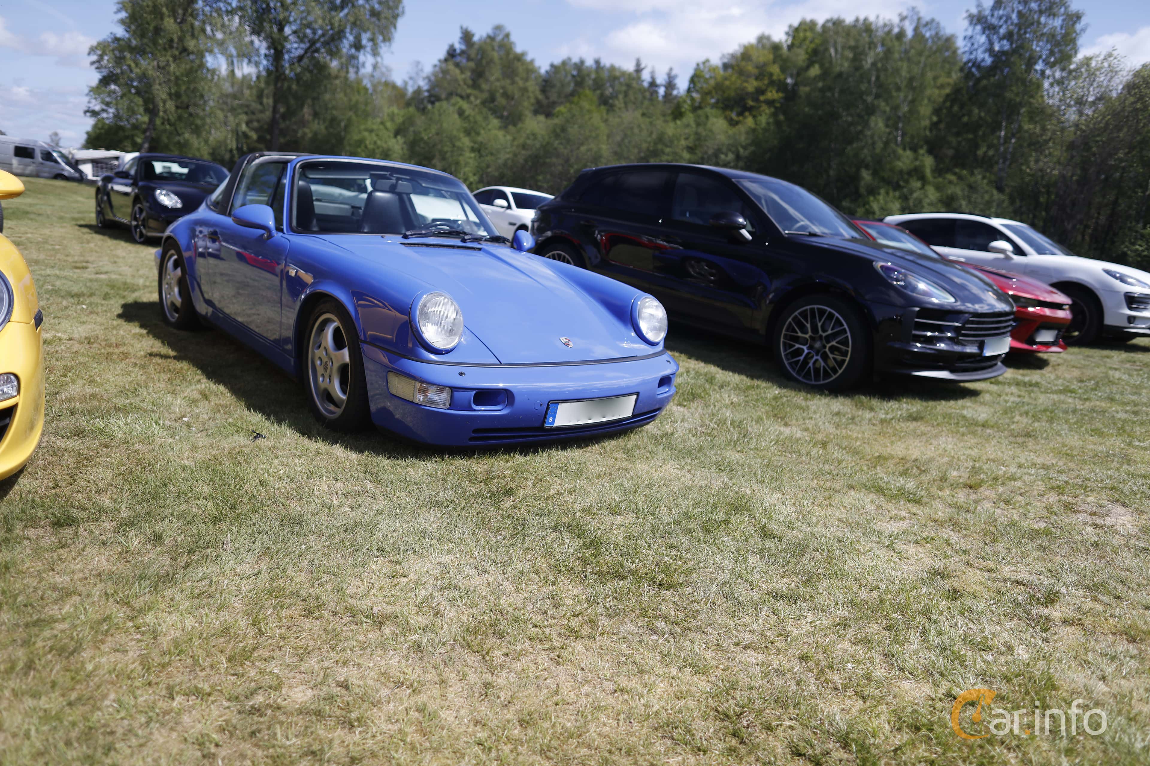 Porsche 911 Targa 4  Manual, 250hp, 1989