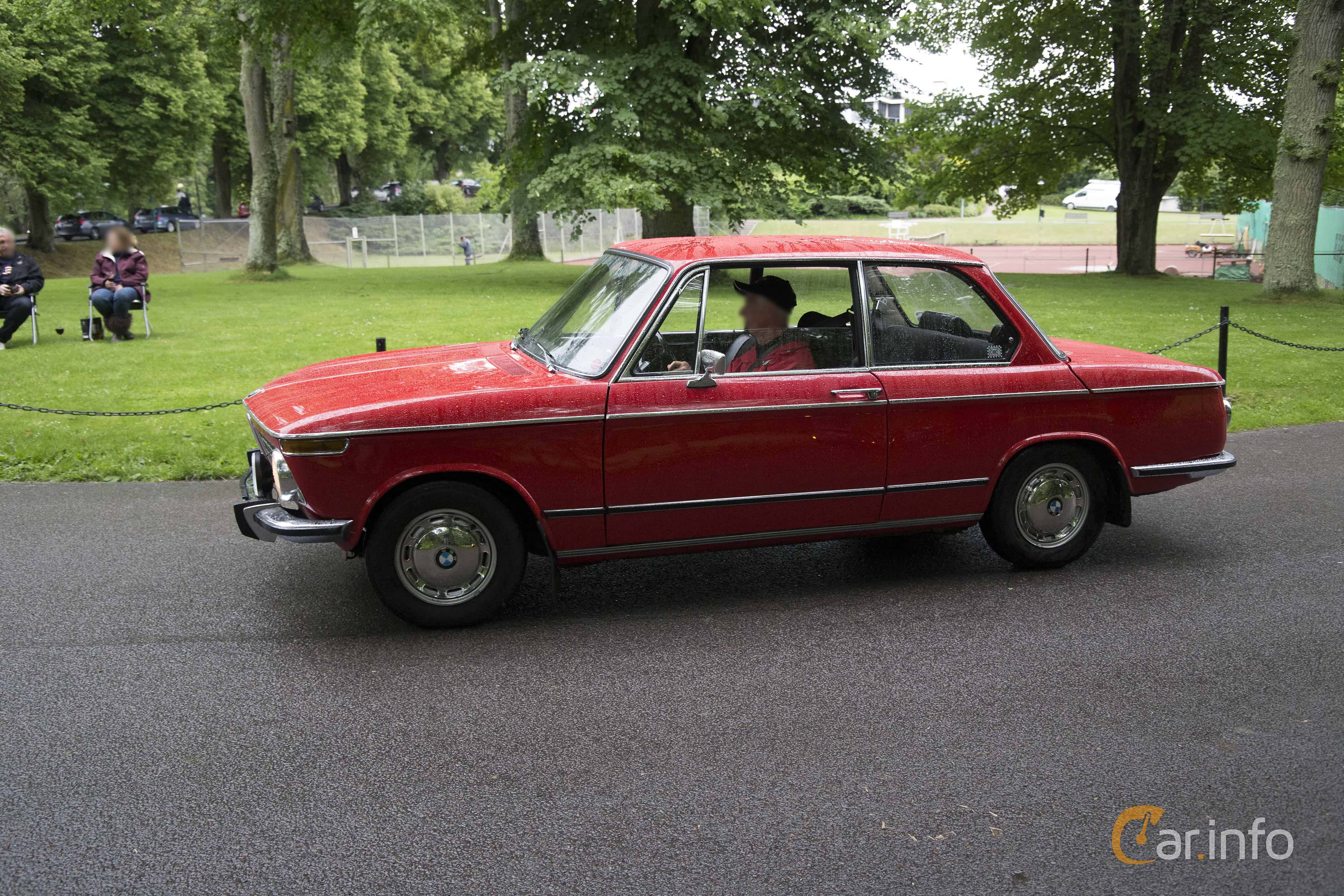 BMW 2002 2-door  100hp, 1973