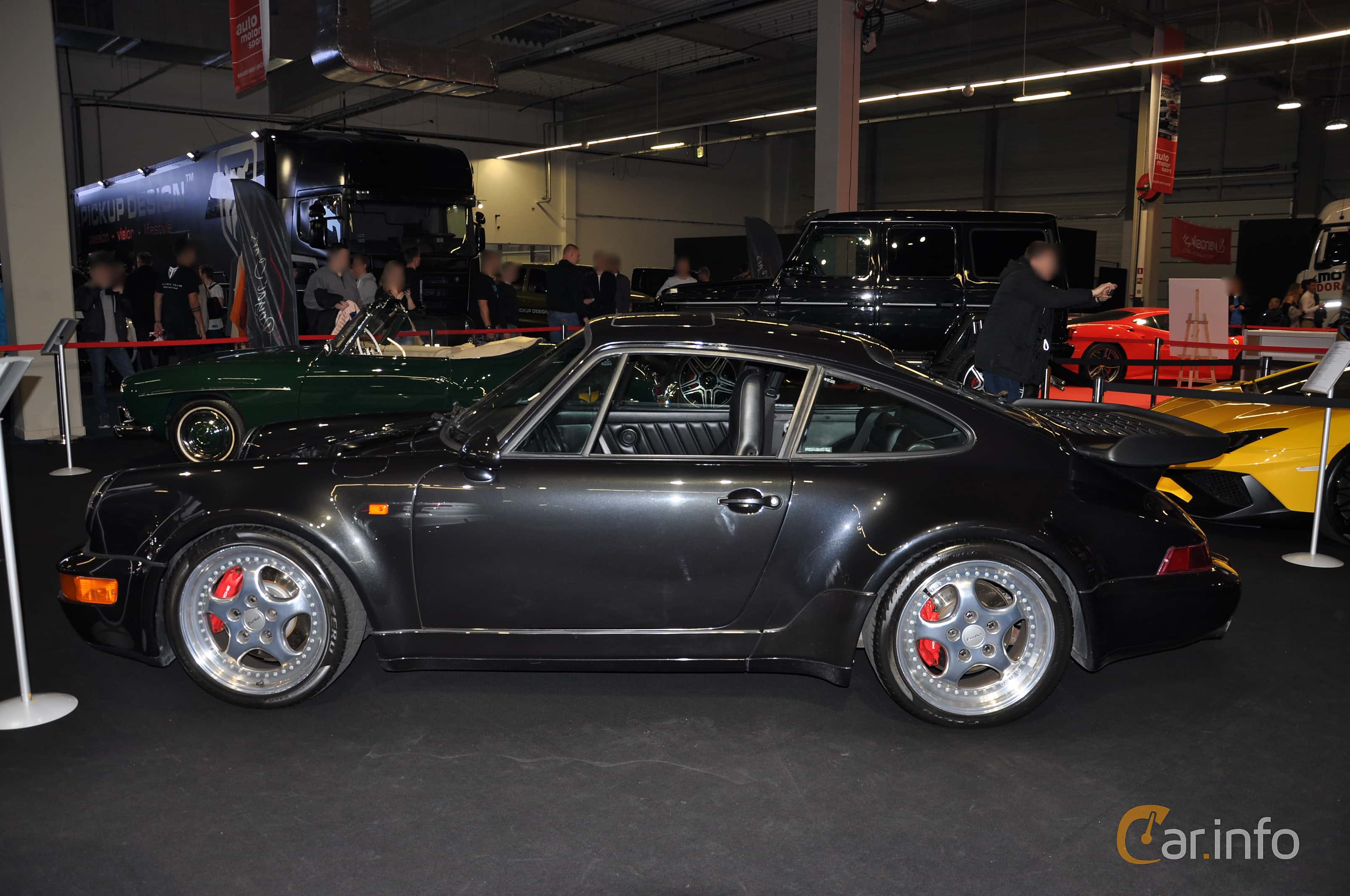 Porsche 911 Turbo  Manual, 320hp, 1992