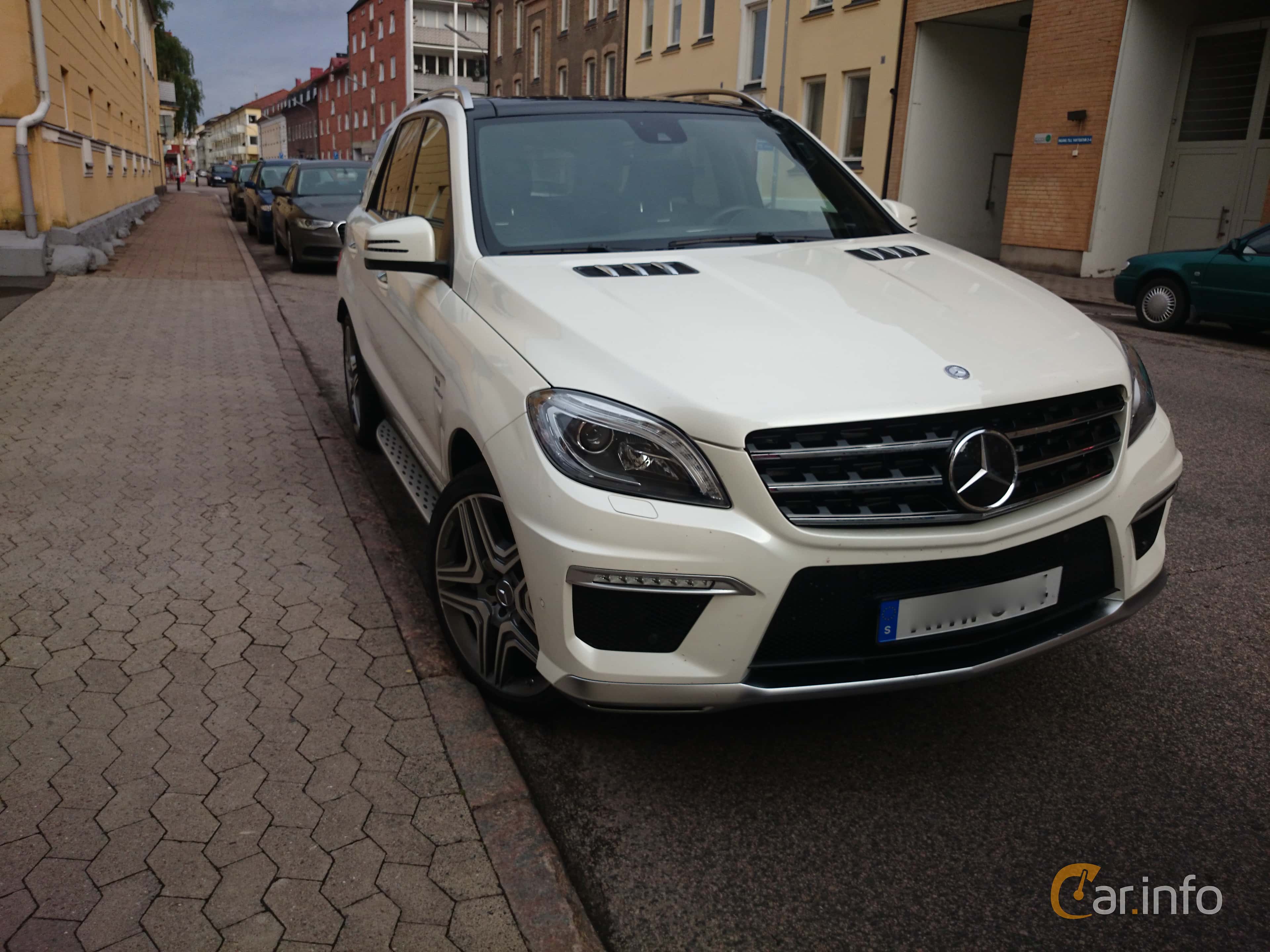 Mercedes-Benz ML 63 AMG 4MATIC  AMG SpeedShift Plus 7G-Tronic, 525hp, 2014
