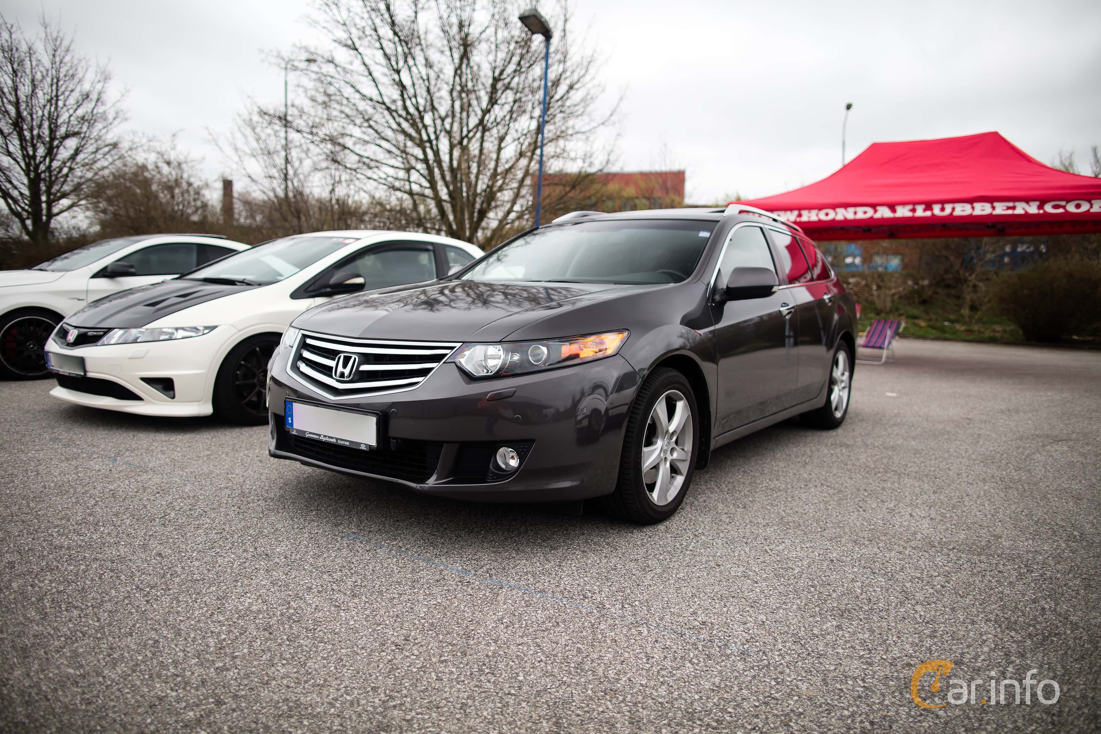 Honda Accord Tourer 2.4 i-VTEC Automatic, 201hp, 2011