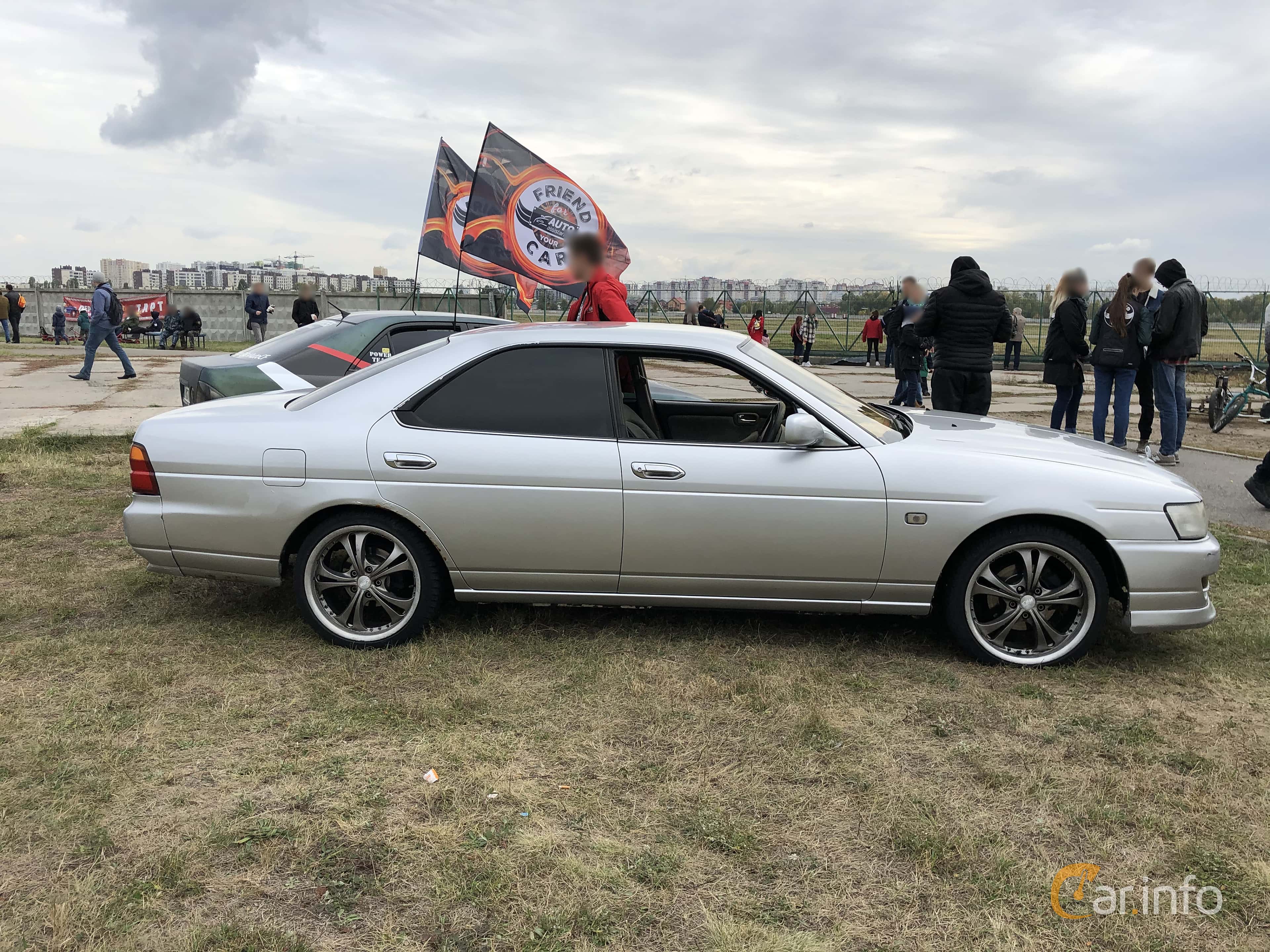Nissan Laurel 2.8 101hp, 1994
