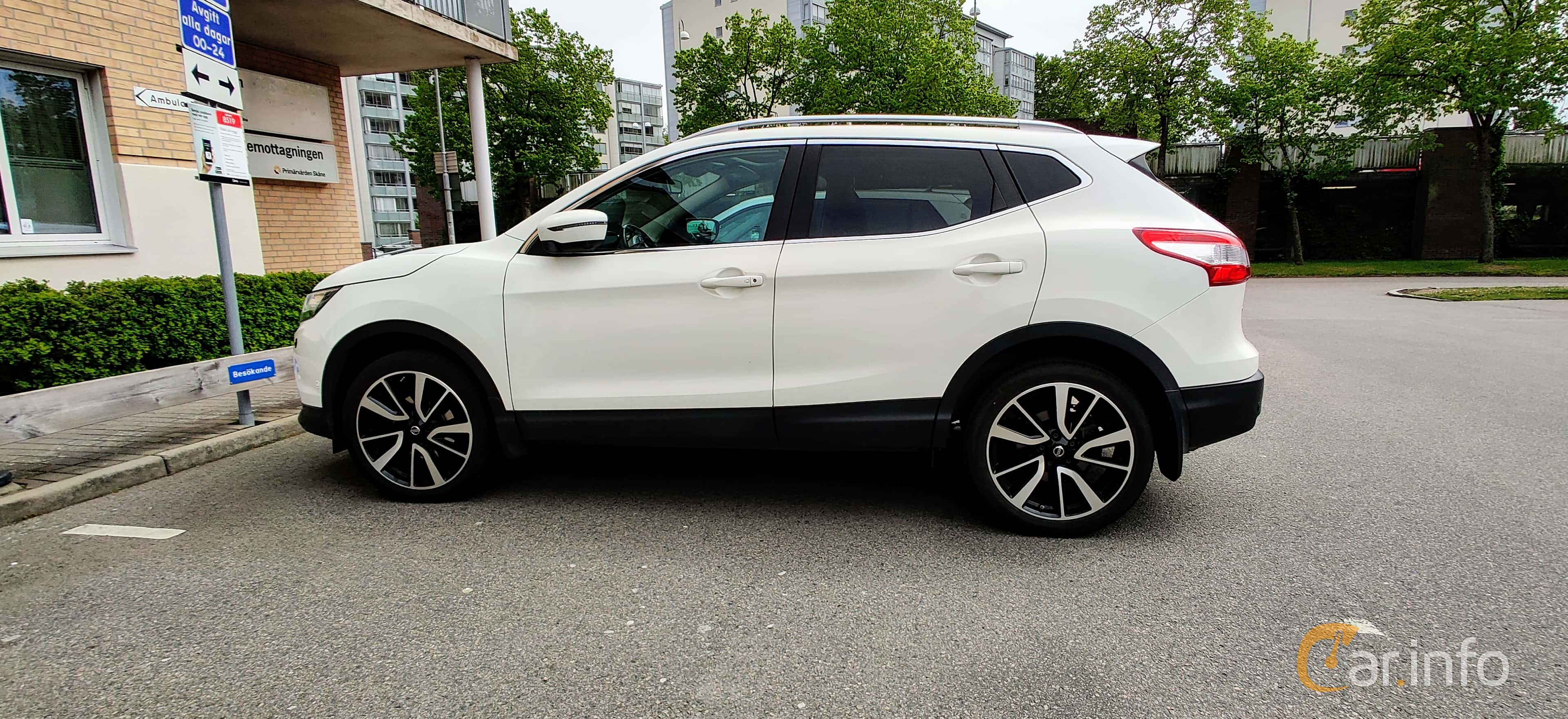 Nissan Qashqai 1.2 DIG-T 115hp, 2015