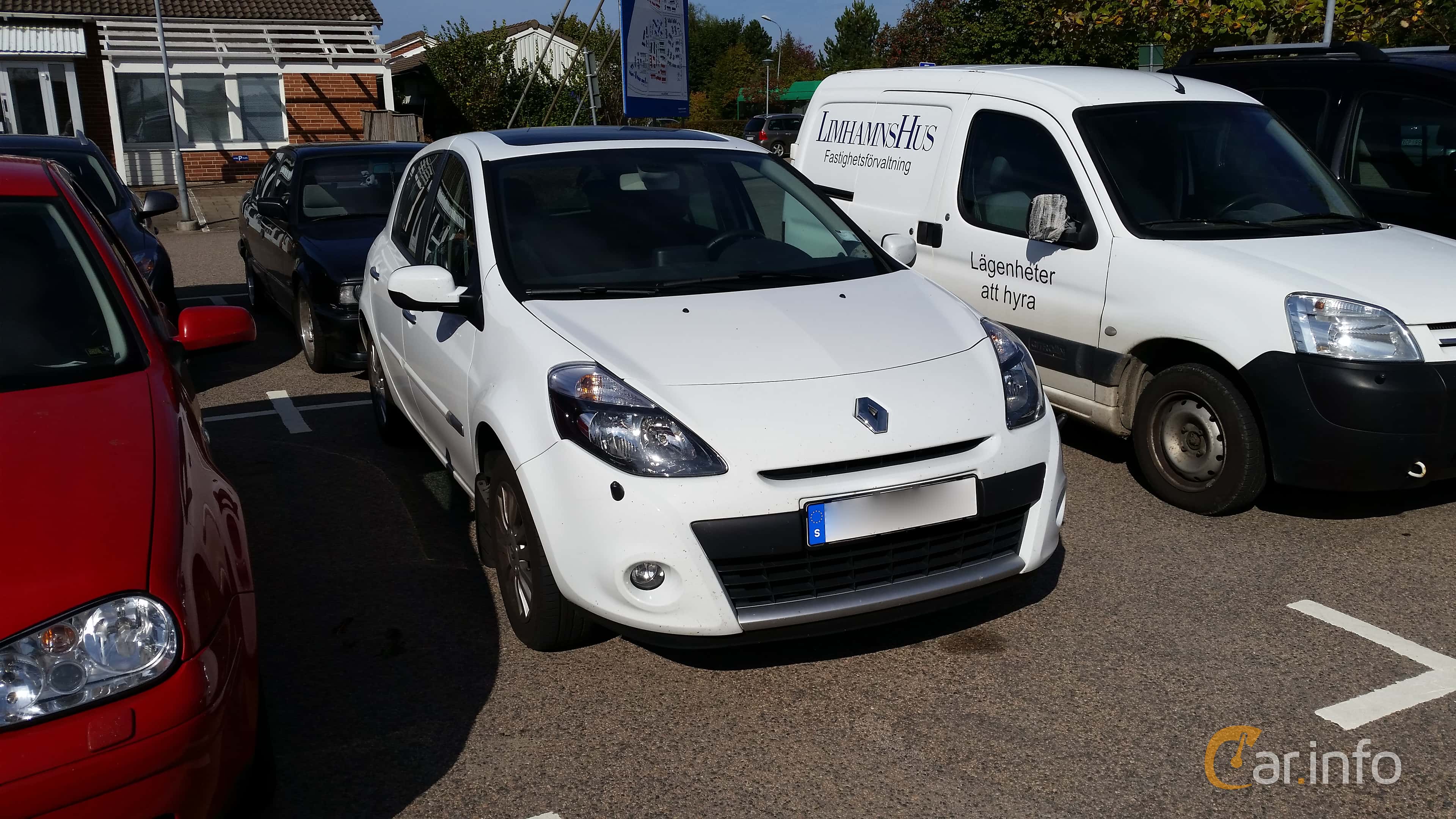 Renault Clio 5-door Hatchback 1.5 dCi Manual, 90hp, 2012