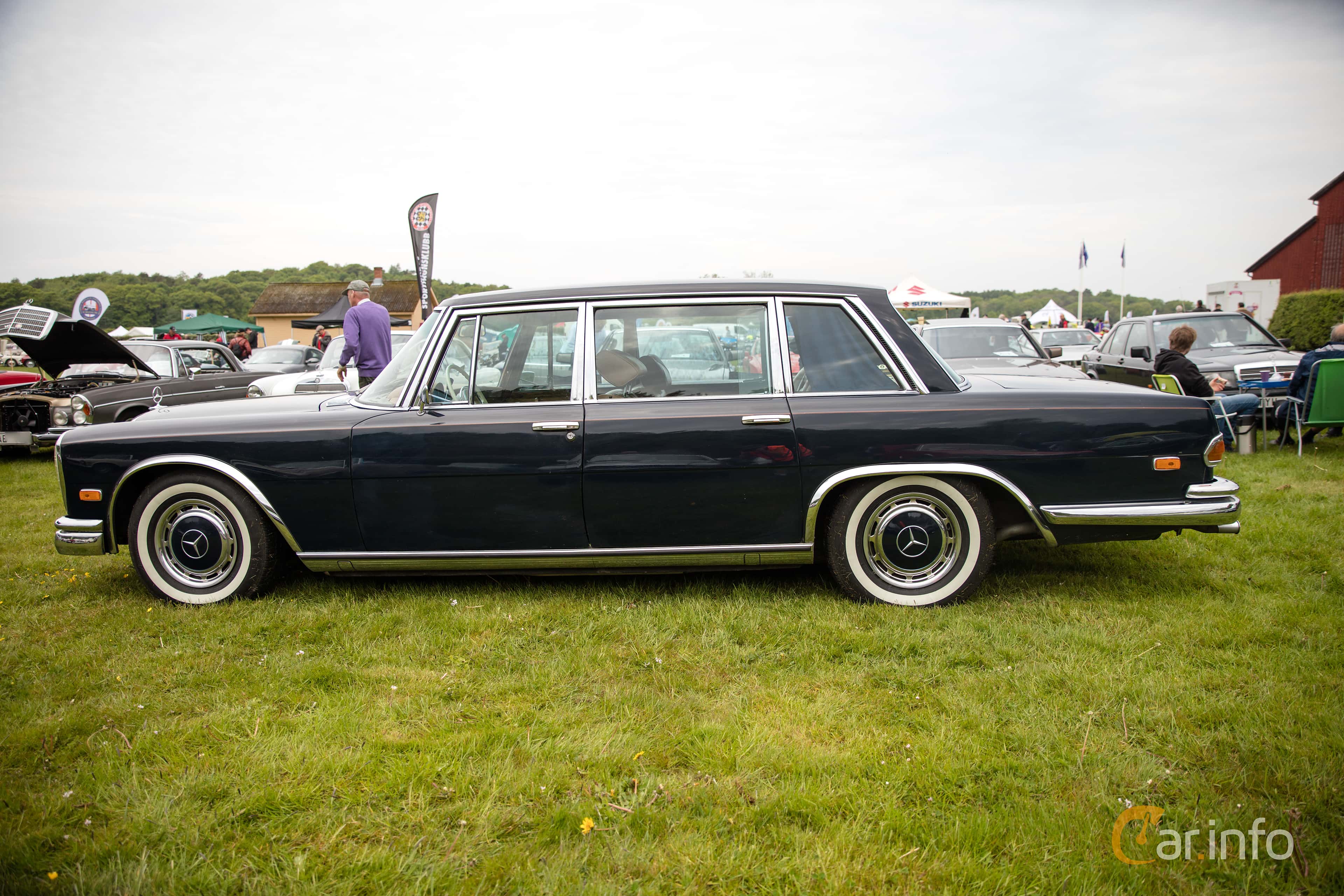Mercedes-Benz 600 W100