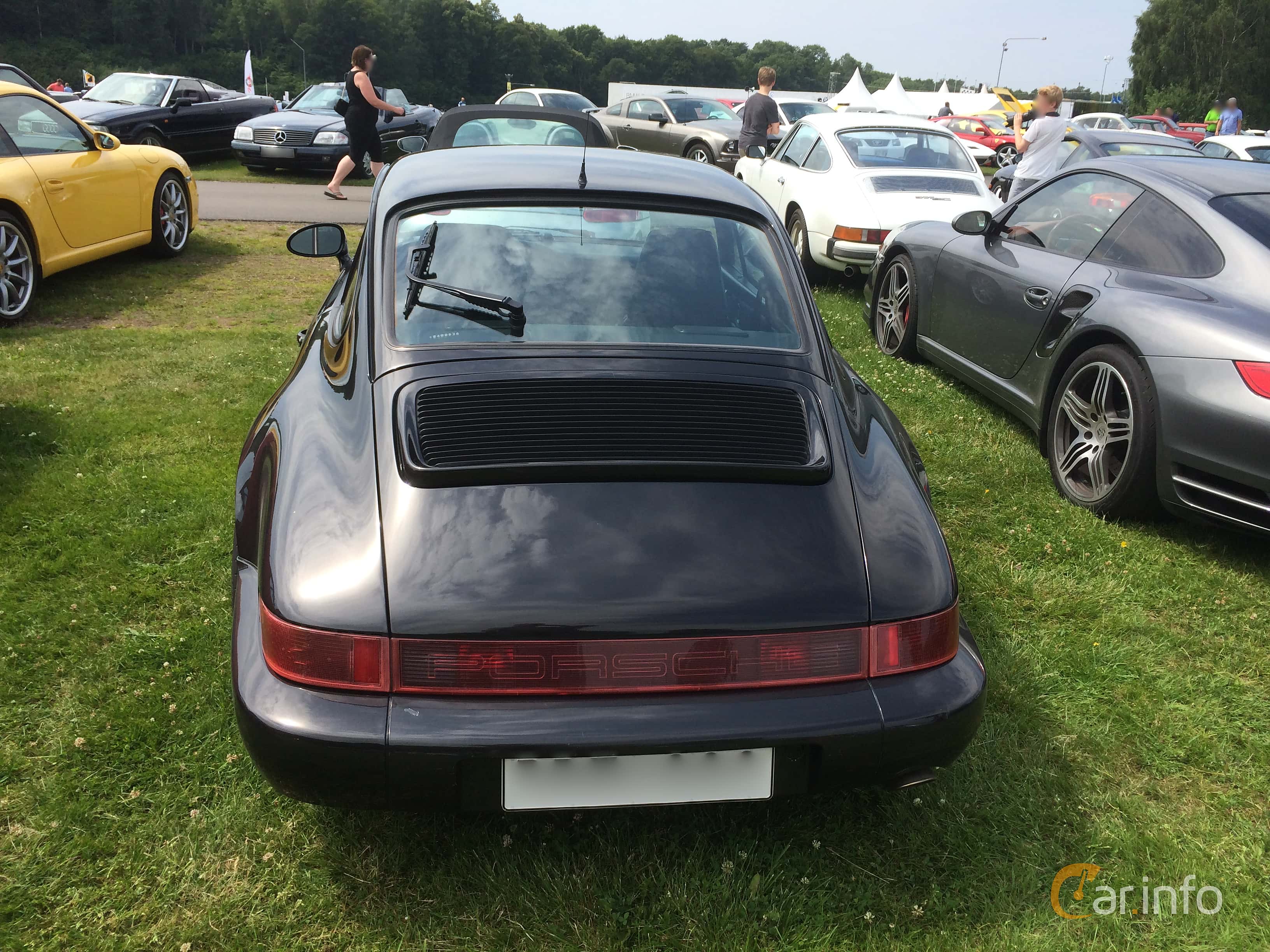 Porsche 911 Carrera 2  Manual, 250hp, 1990