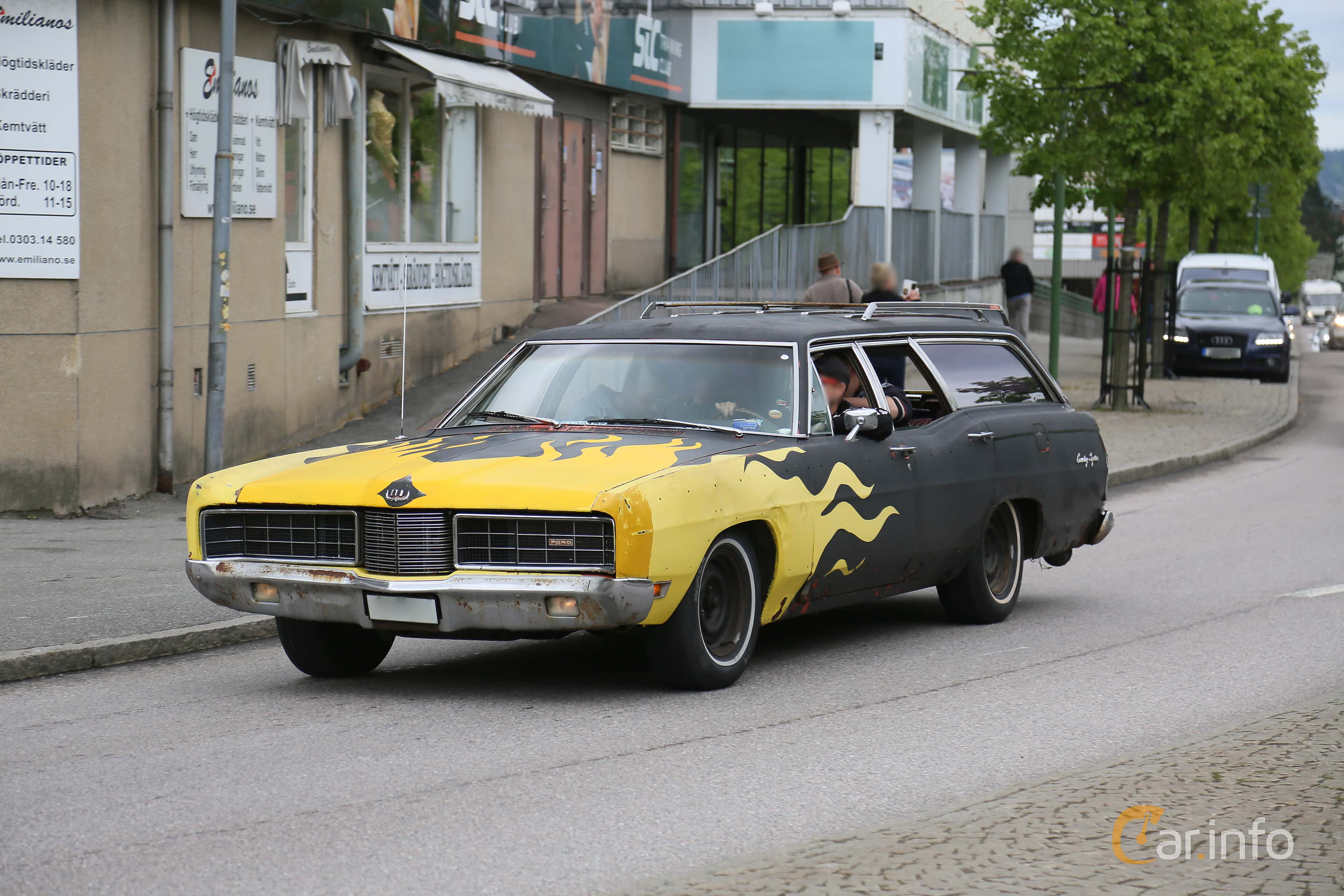 Ford LTD 3-seat Counrty Squire 7.0 V8 Automatic, 324hp, 1970