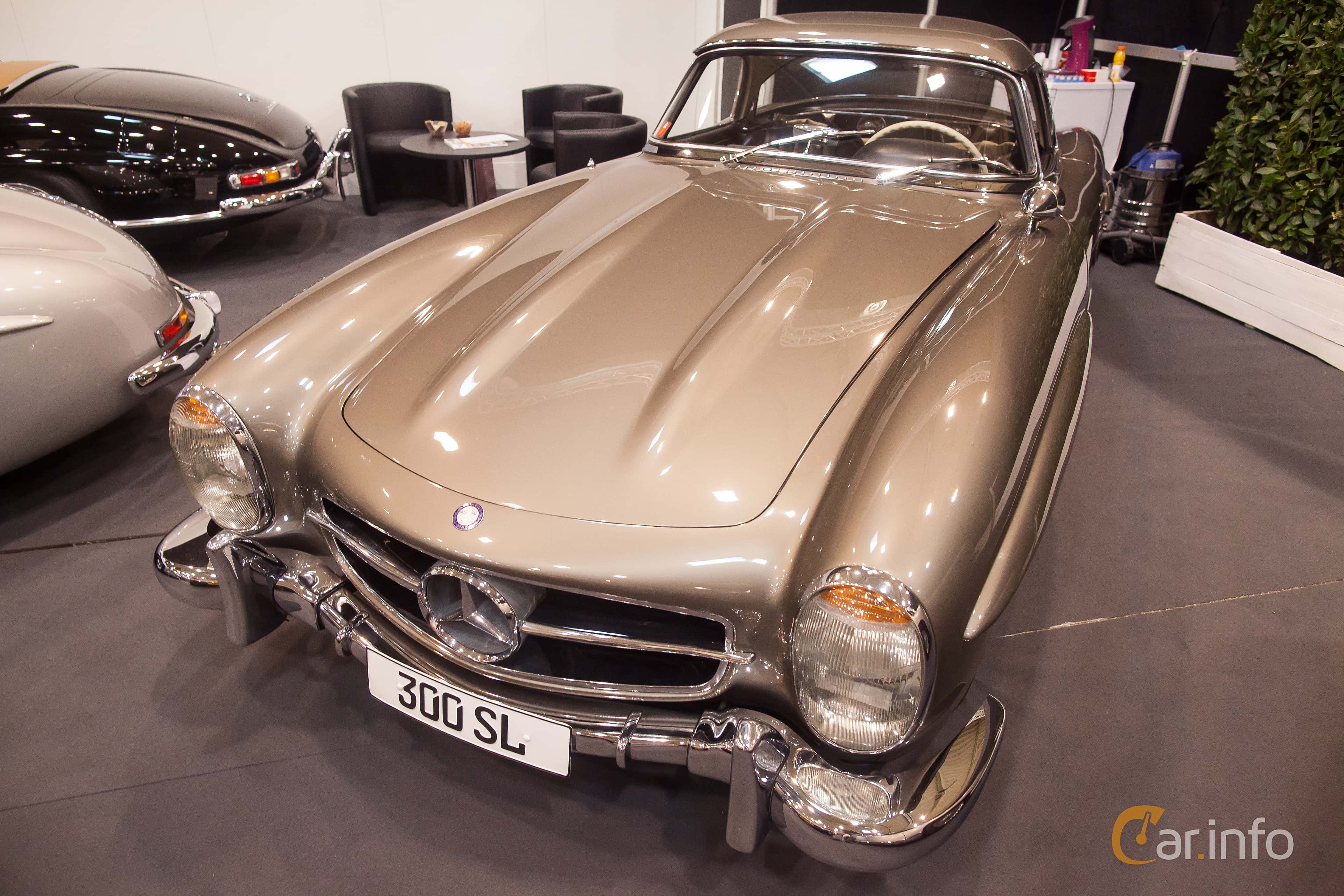 Mercedes-Benz 300 SL Roadster  Manual, 215hp, 1962