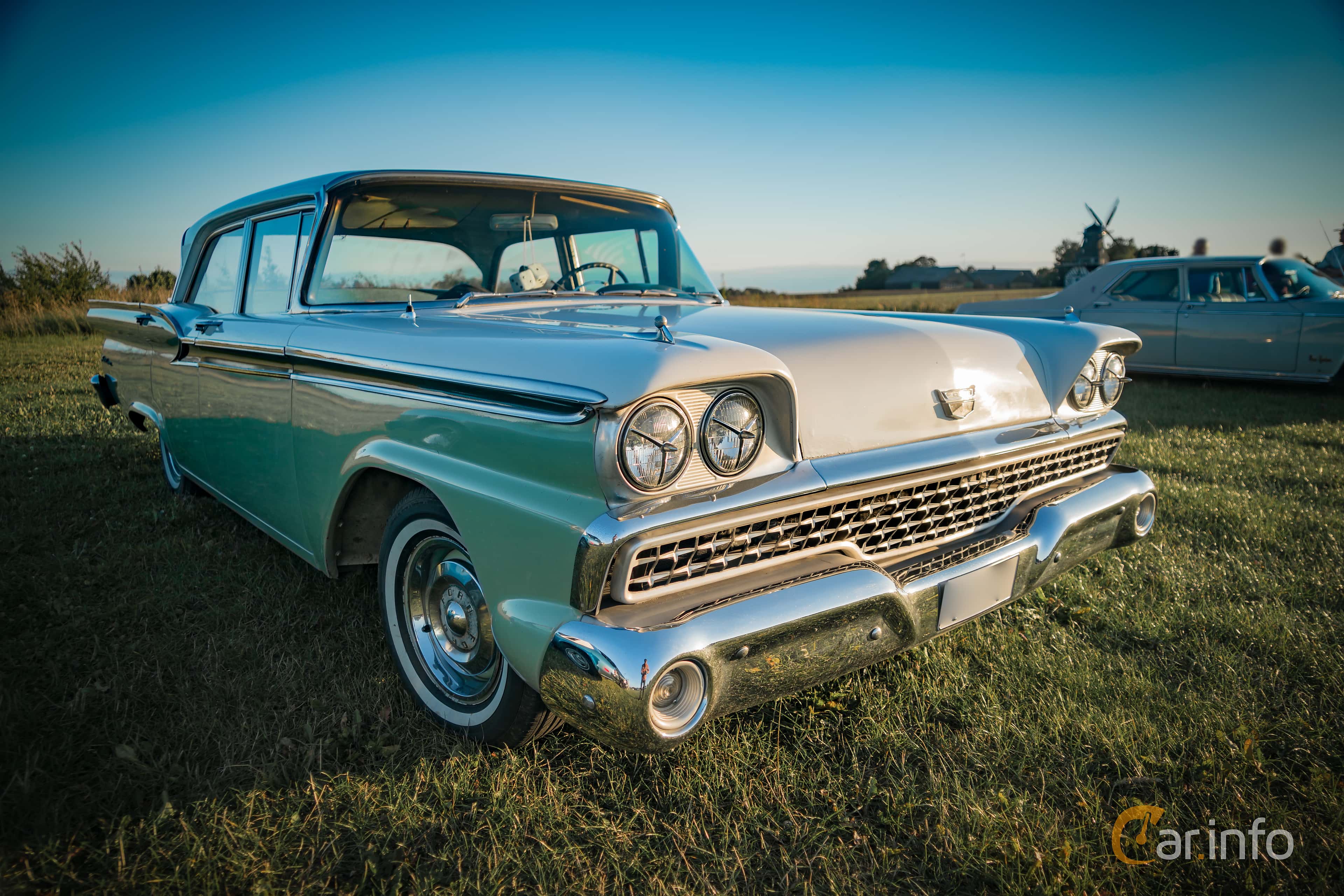 Ford Fairlane 4.8 V8 3rd Generation, Manual, 3-speed
