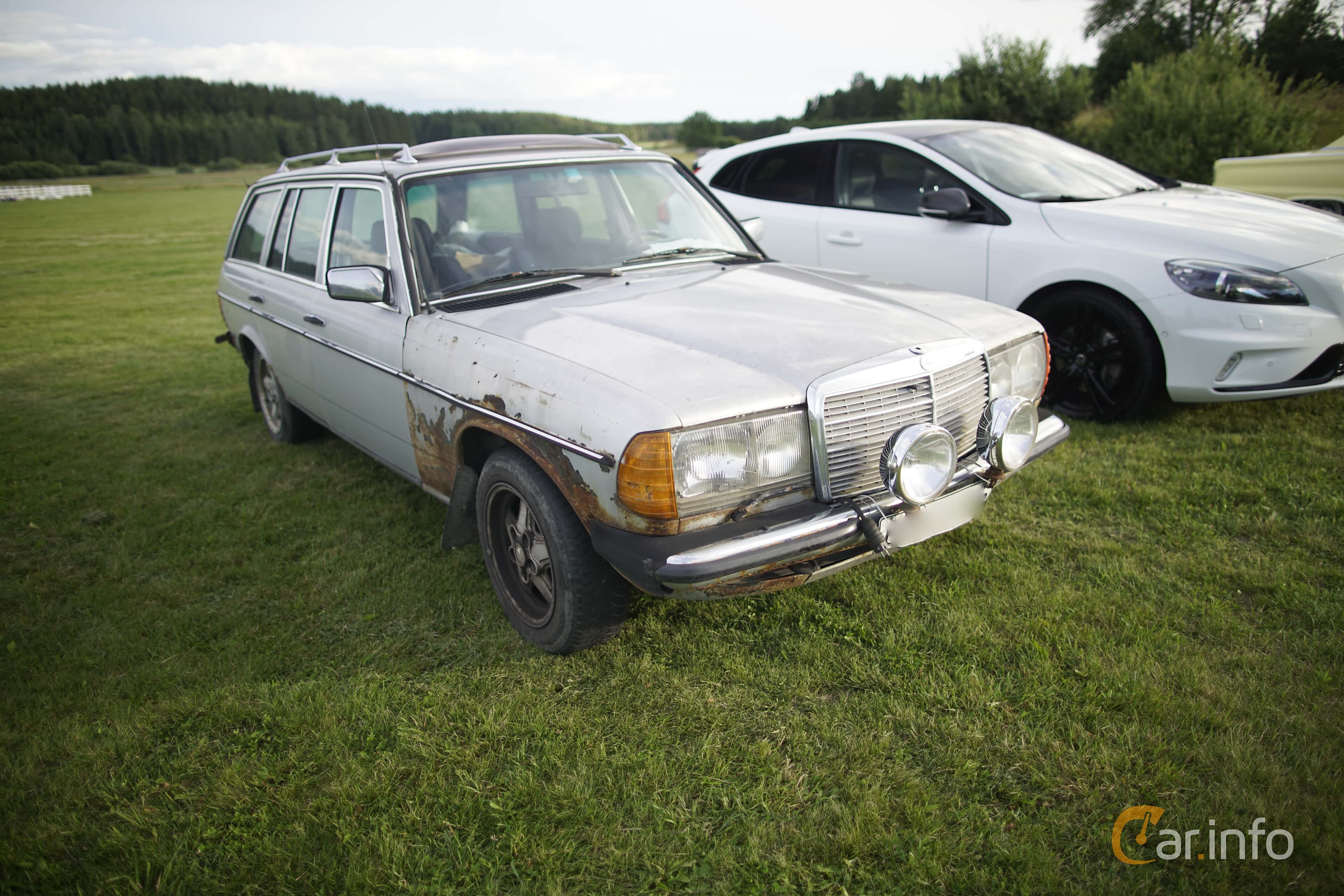 Mercedes-Benz 300 TDT  4G-Tronic, 125hp, 1984