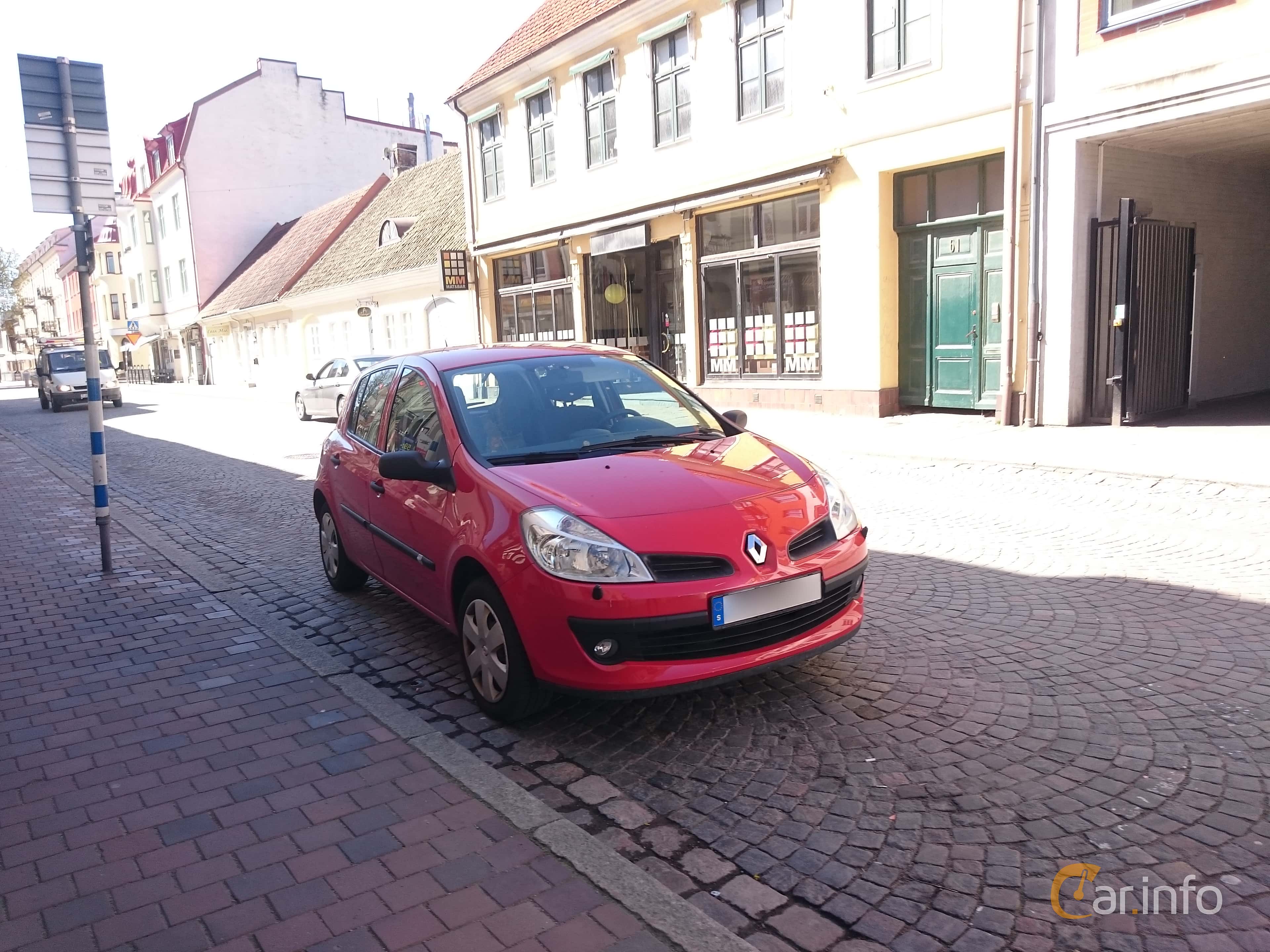 Renault Clio 5-door Hatchback 1.4 Manual, 98hp, 2007