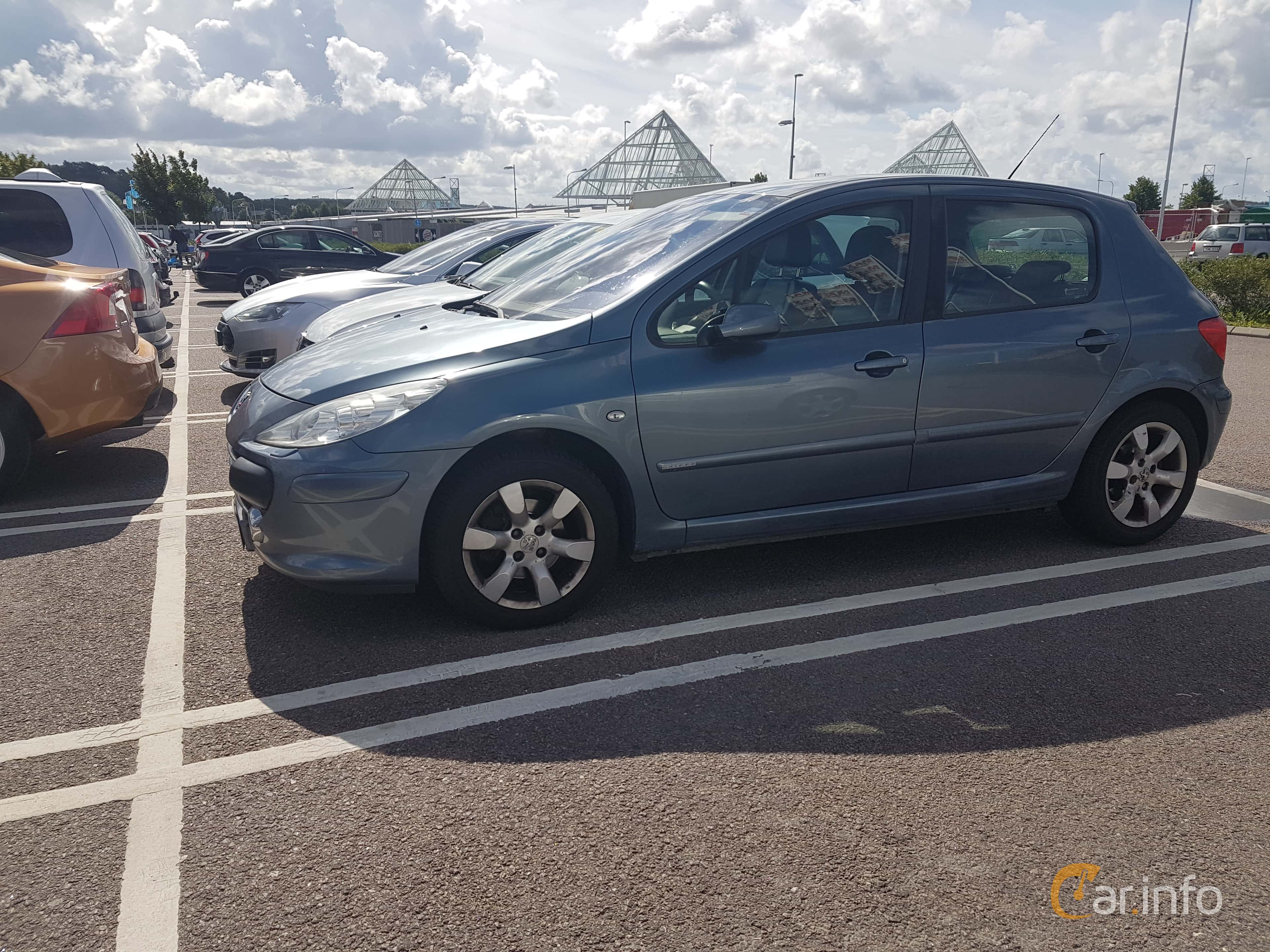 Peugeot 307 5-door 2.0 Automatic, 140hp, 2006