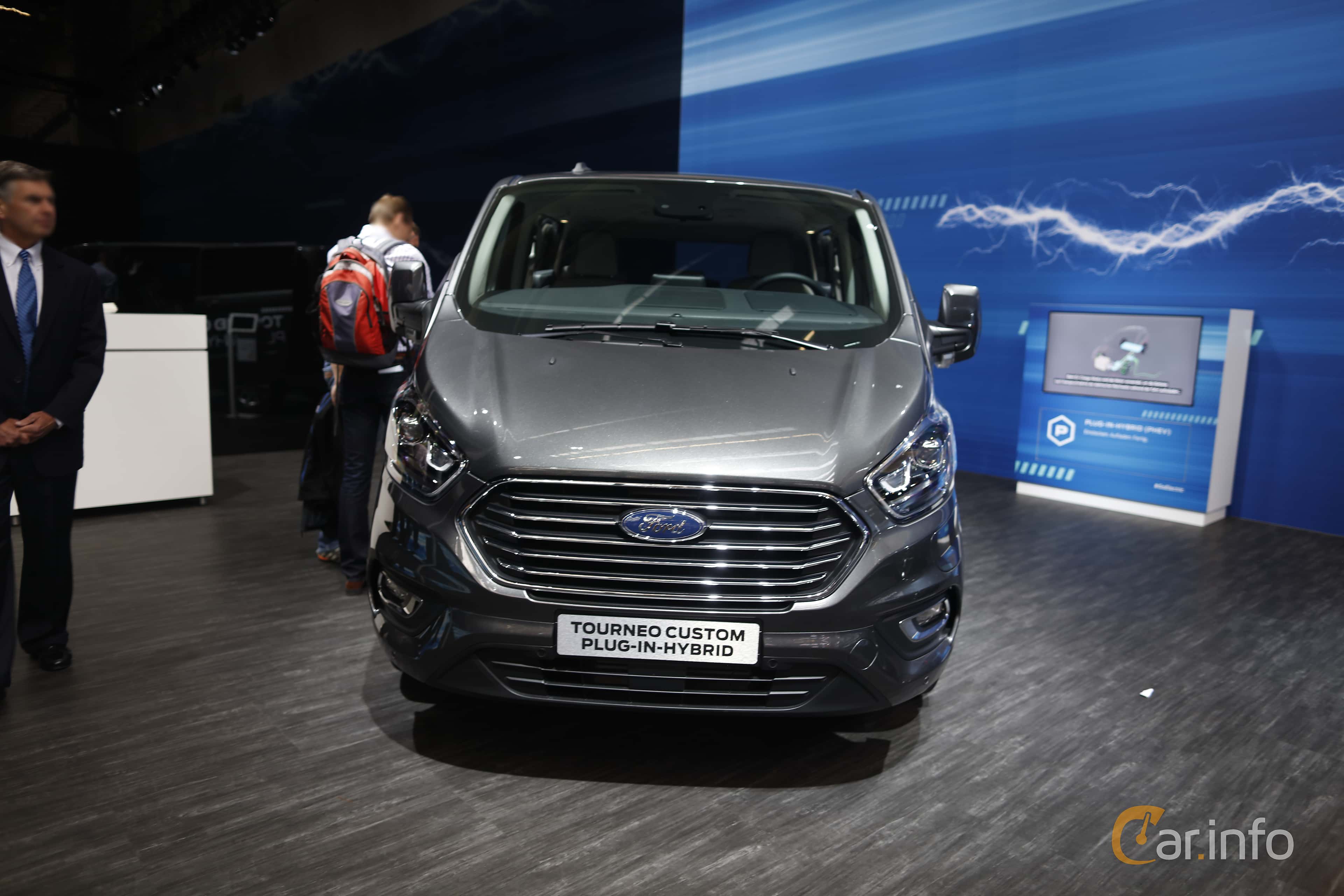 Ford Tourneo Custom Plug-in Hybrid  CVT, 126hp, 2020