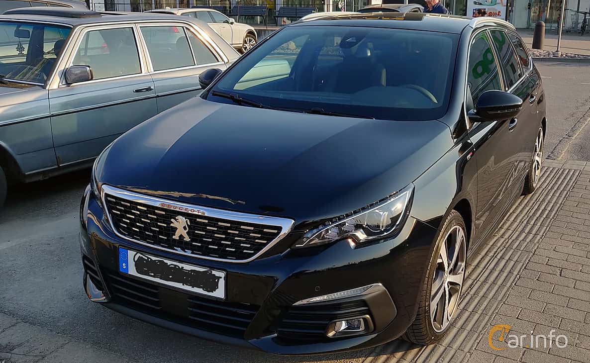 Peugeot 308 SW 1.2 e-THP Manual, 130hp, 2021