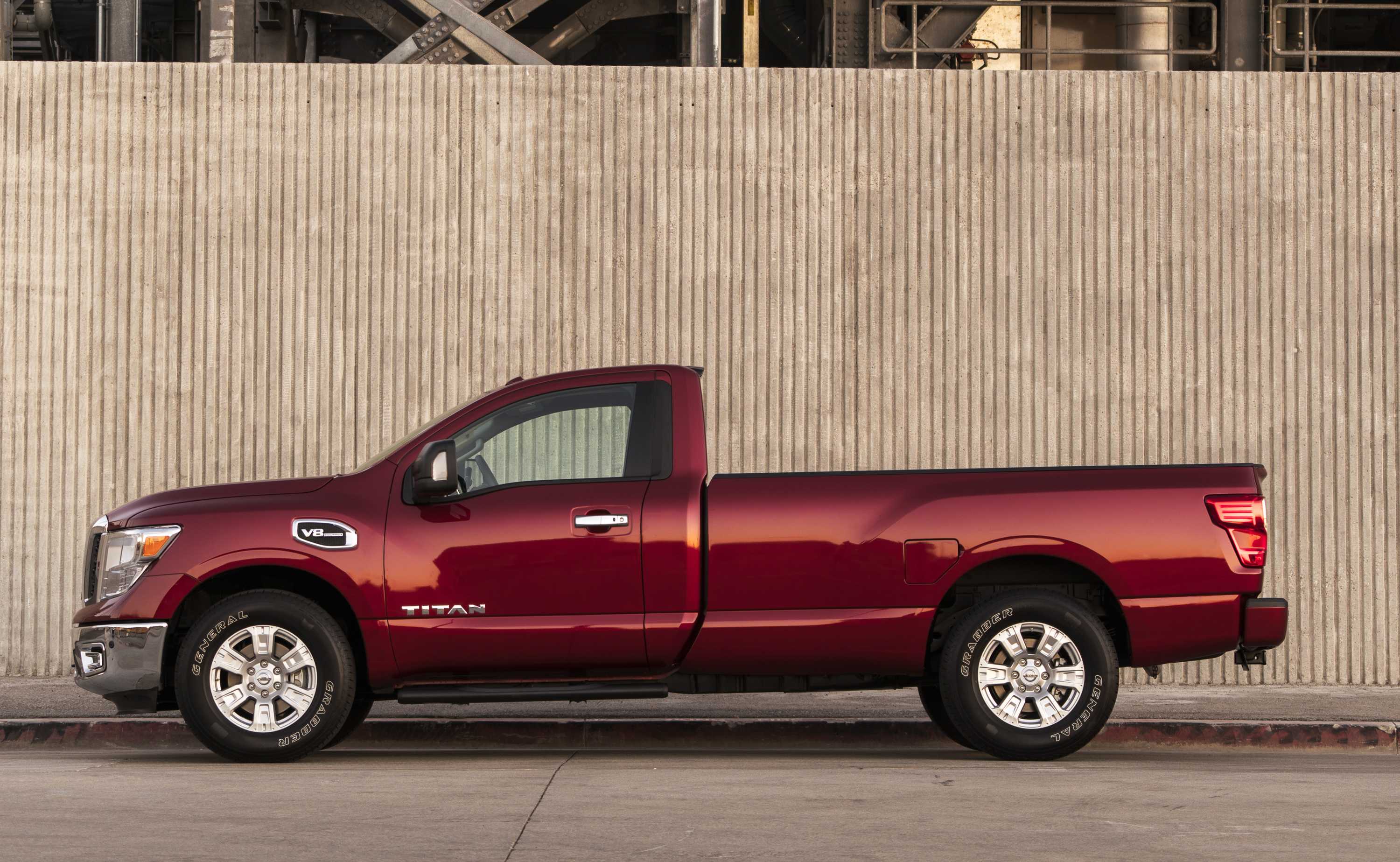 Nissan Titan Single Cab 5.6 V8 4WD Automatic, 390hp, 2019