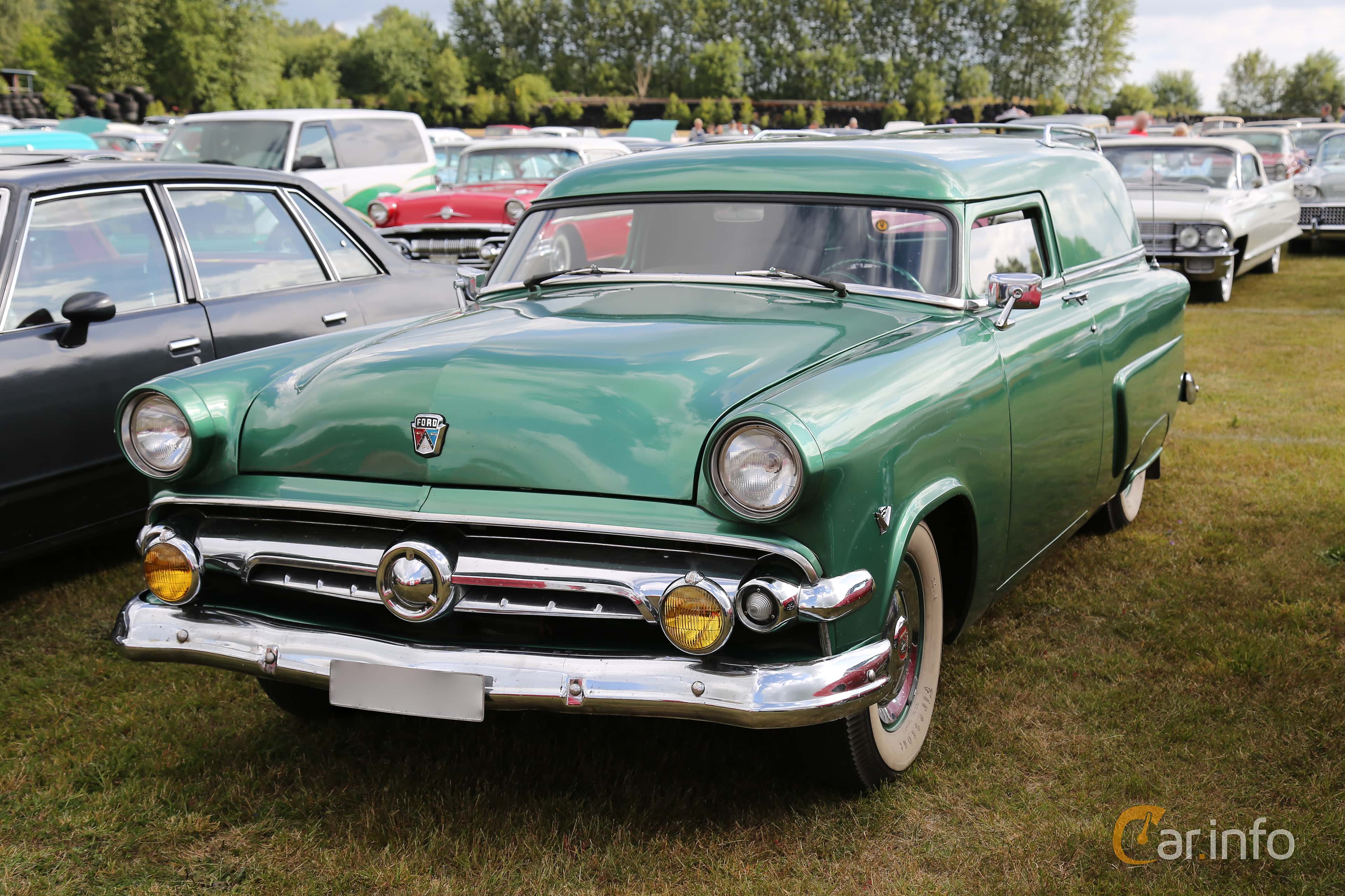 Ford Courier 3.9 V8 Manual, 132hp, 1954