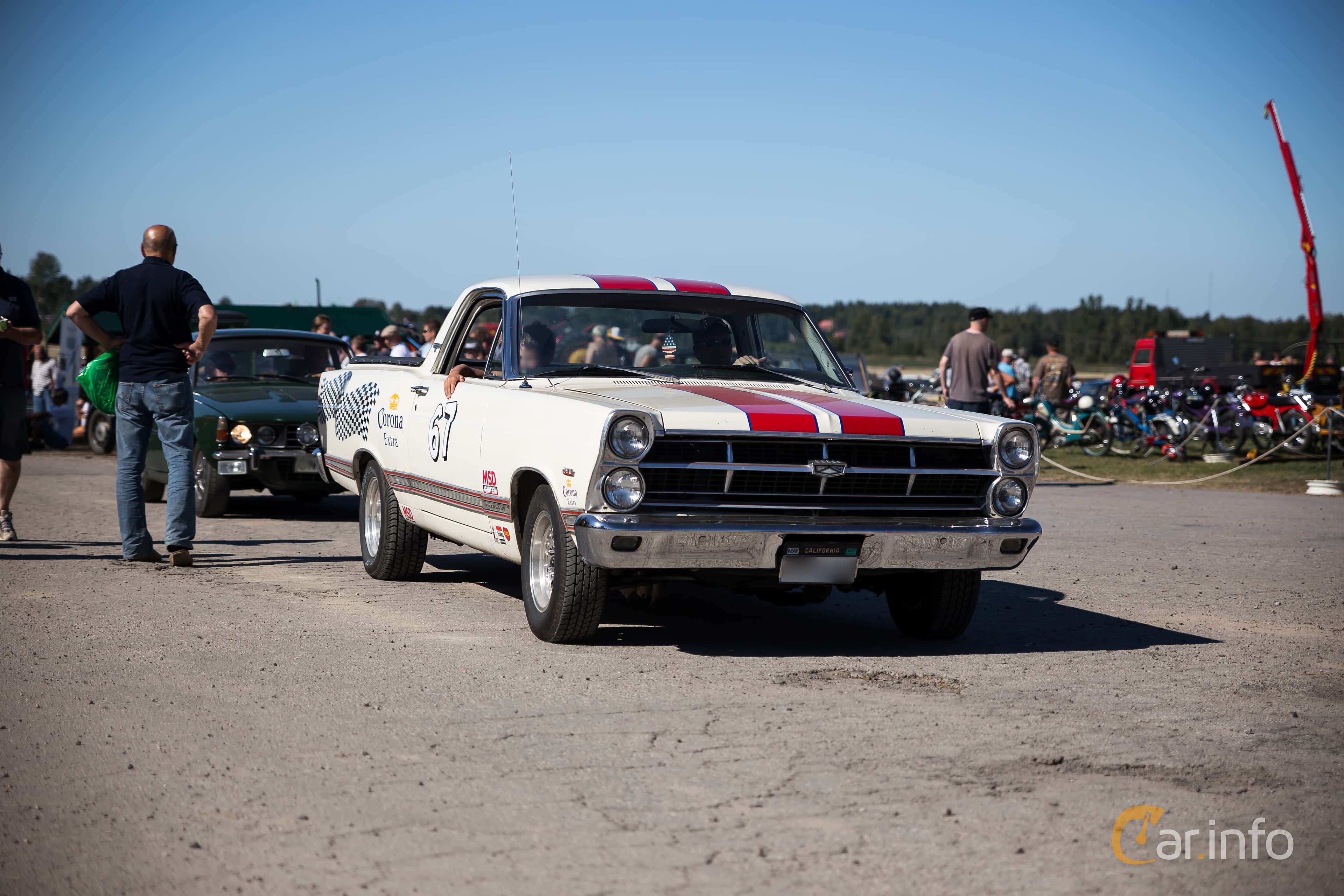 Ford Ranchero 4th Generation 3.3 Manual, 3-speed
