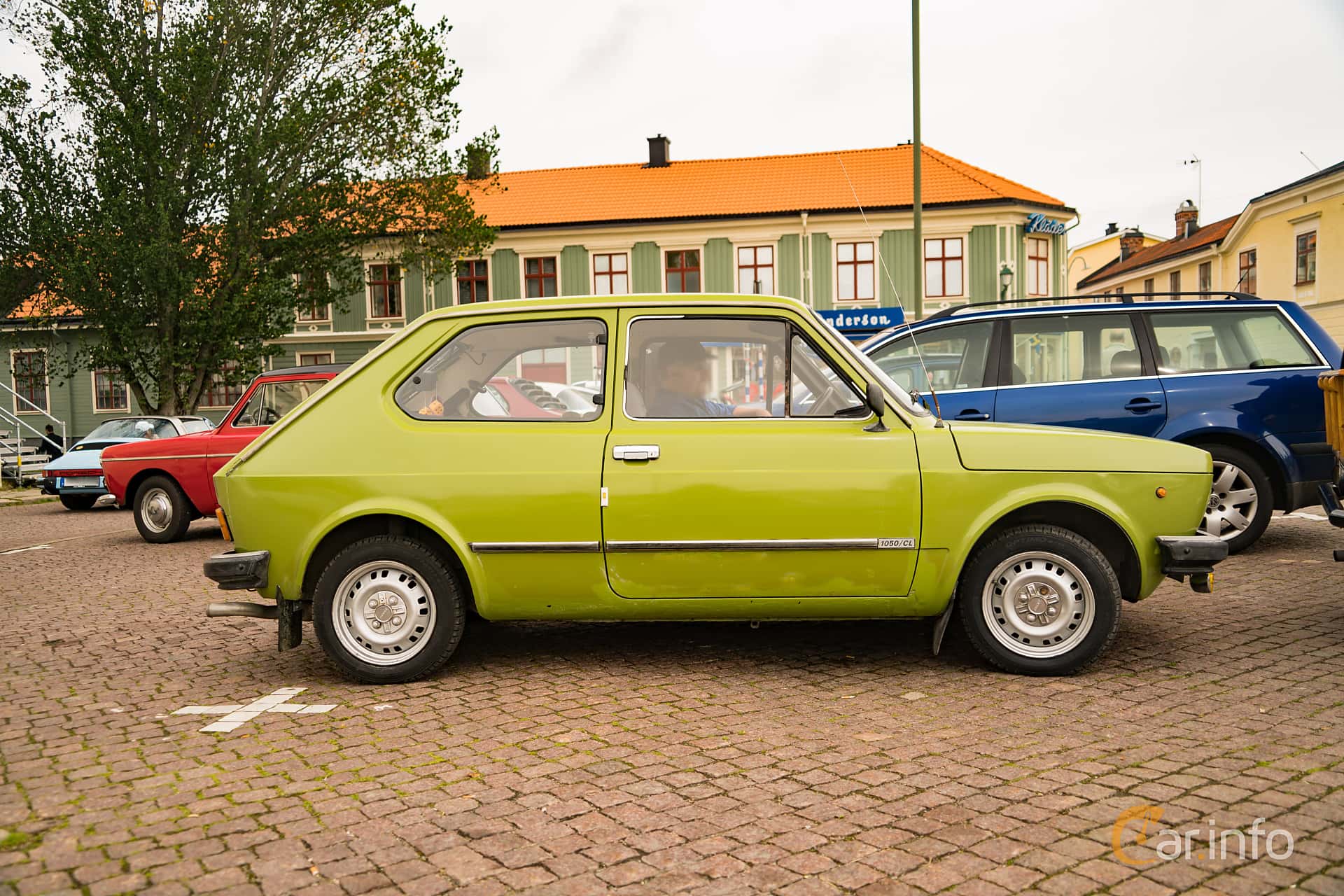 Fiat 127 Hatchback generation Series 2 1.3 Manual, 4-speed