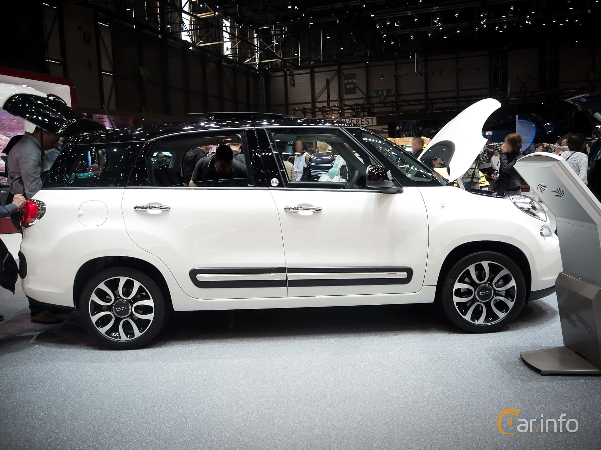 Fiat 500L Living 1.4 FIRE T-JET Manual, 120hp, 2017