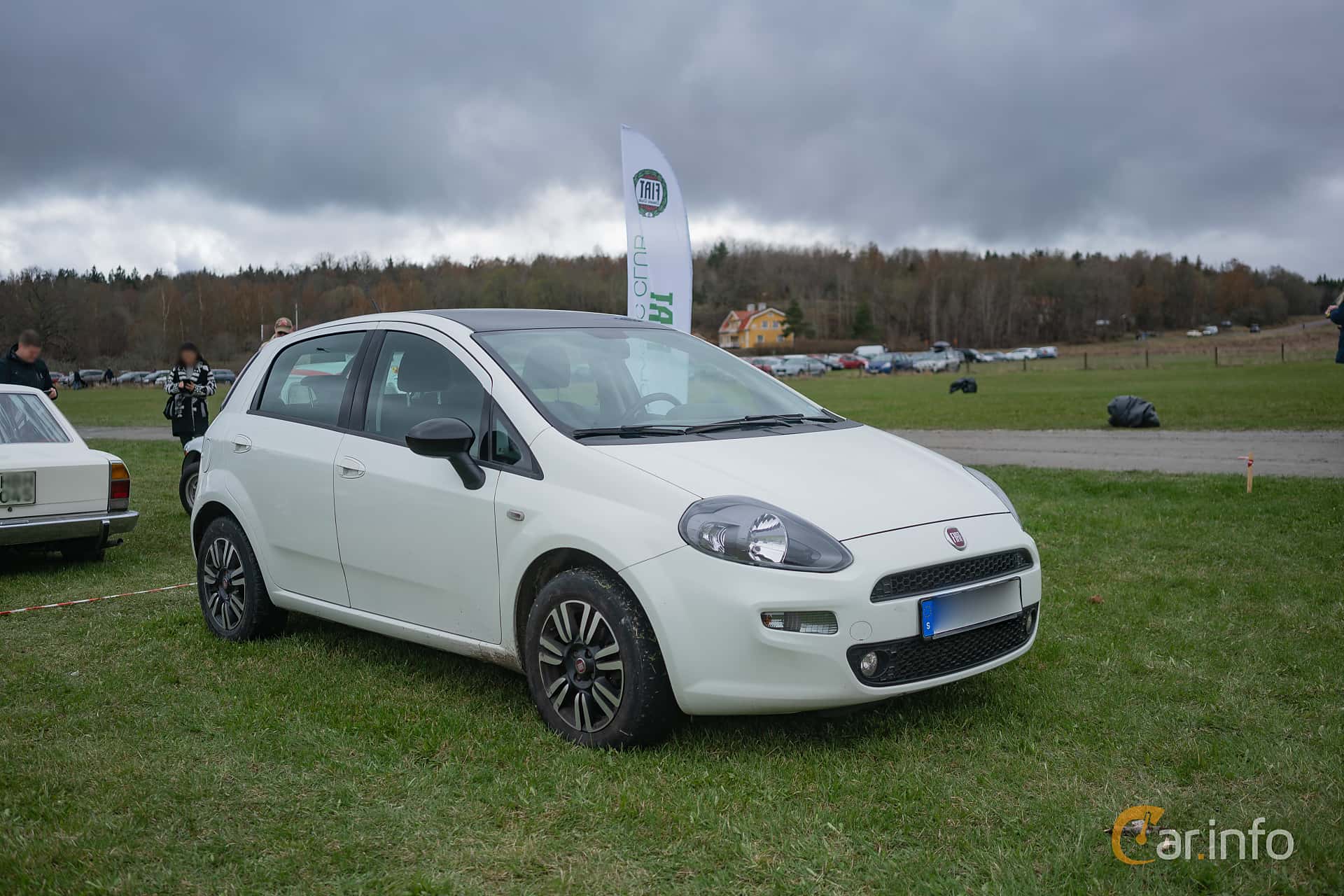 Fiat Punto 5-door generation 199 2nd Facelift 0.9 TwinAir Manual, 6-speed