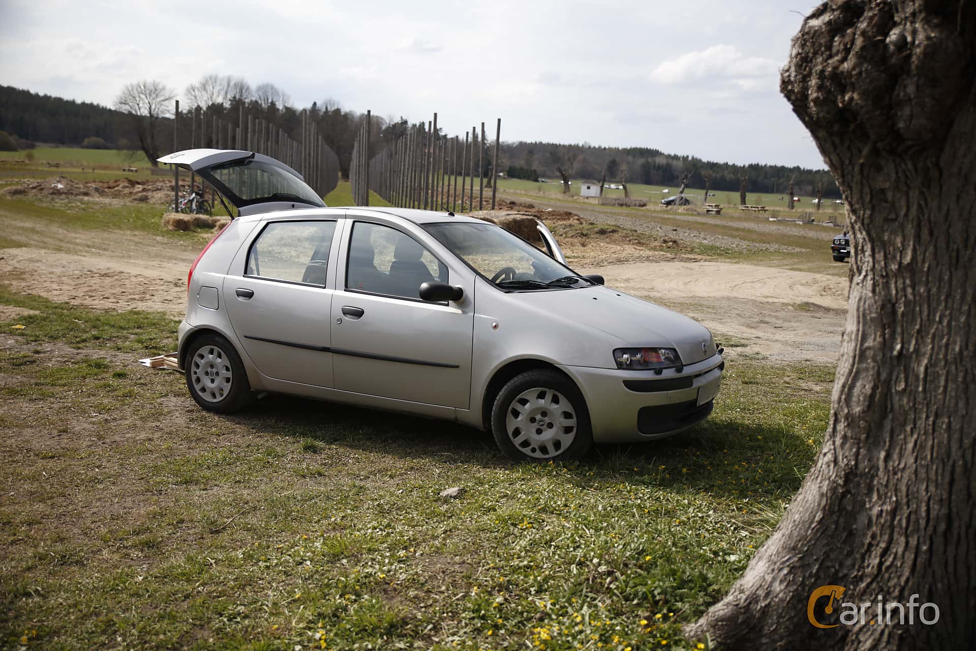 Fiat Punto 5-door 1.9 JTD Multijet Manual, 101hp, 2003