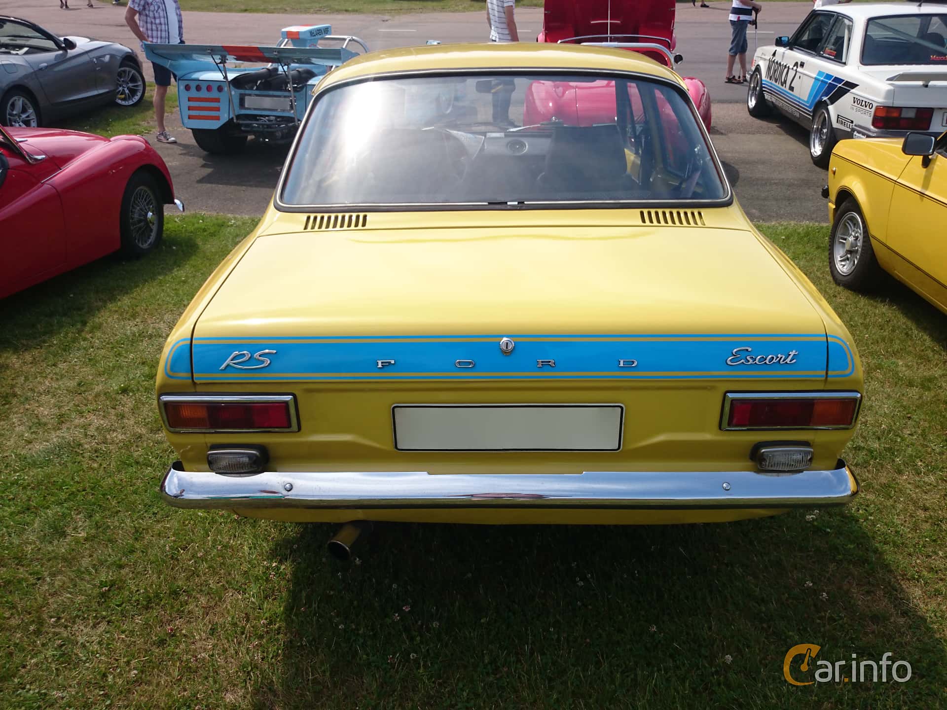 Ford Escort 2-door Sedan 1.3 Manual, 71hp, 1975