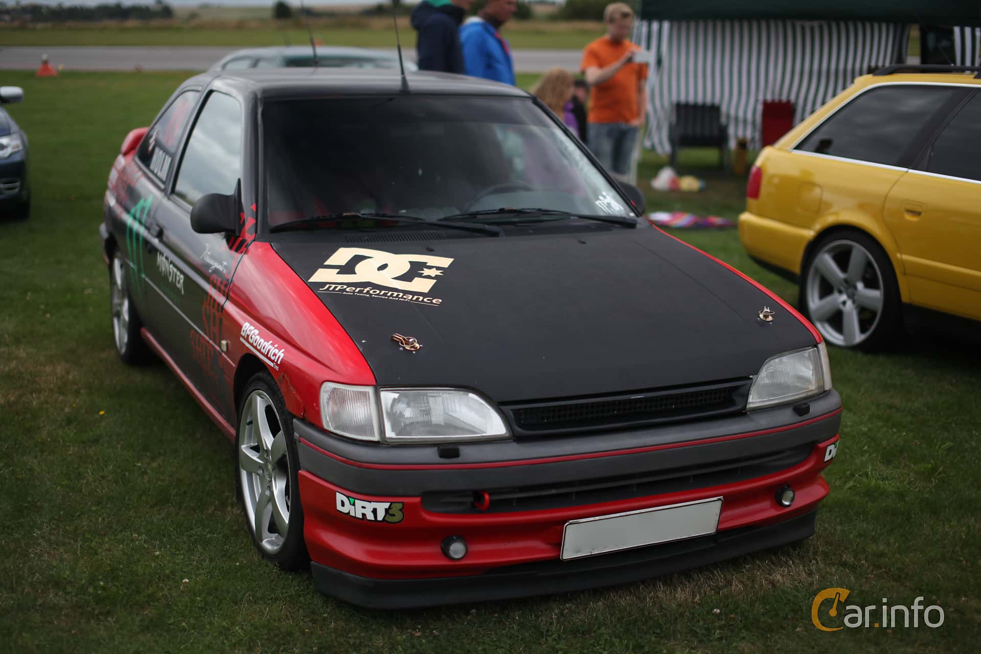 Ford Escort 3-door 1.8 Manual, 105hp, 1992