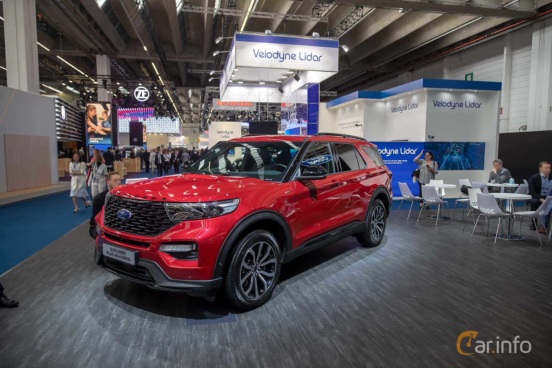 Ford Explorer Plug-In-Hybrid  Automatic, 457hp, 2020