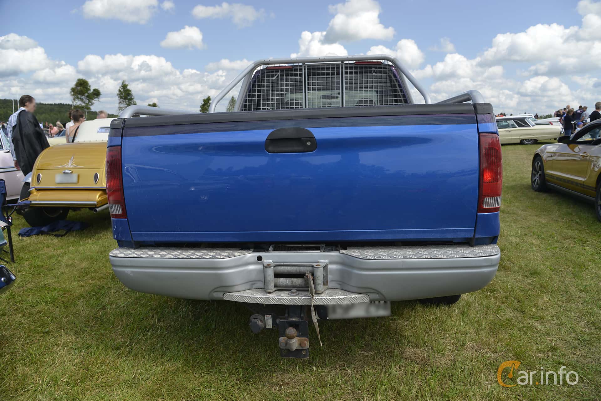 Ford F-250 Crew Cab 7.3 V8 4x4 Automatic, 238hp, 2000