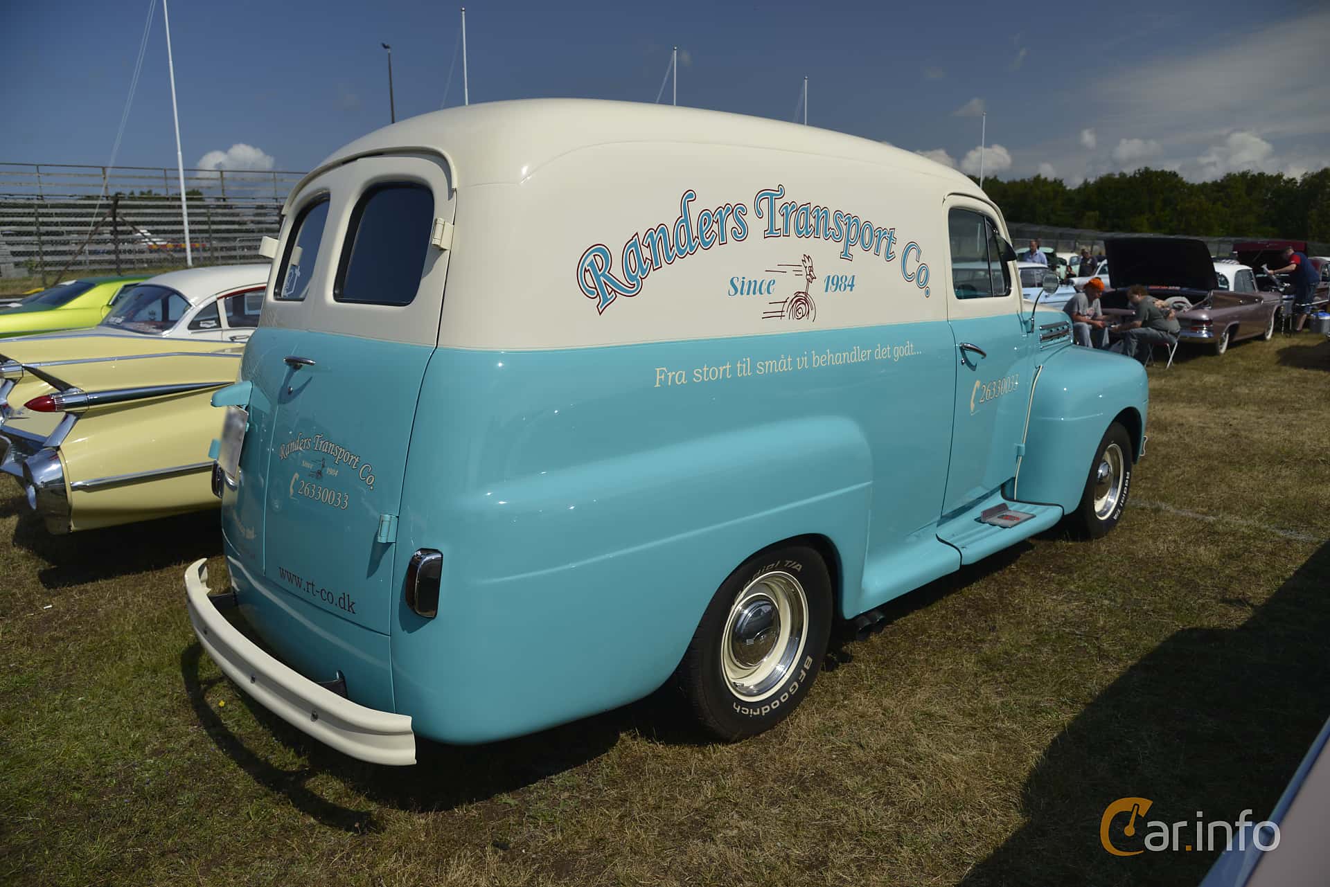 Ford F Panel Van 3.5 102hp, 1952