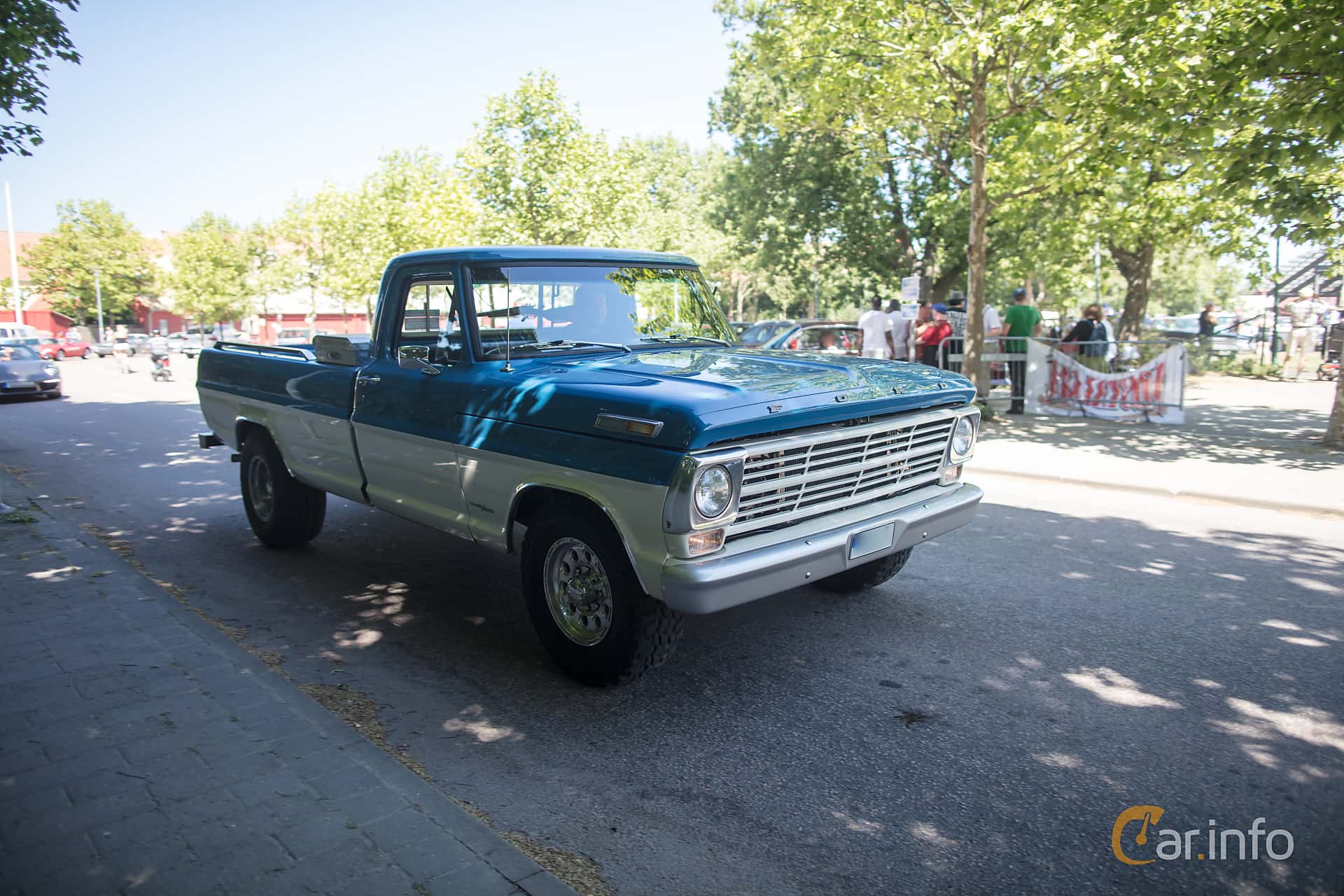 Ford F Regular Cab 5.9 V8 Manual, 218hp, 1968