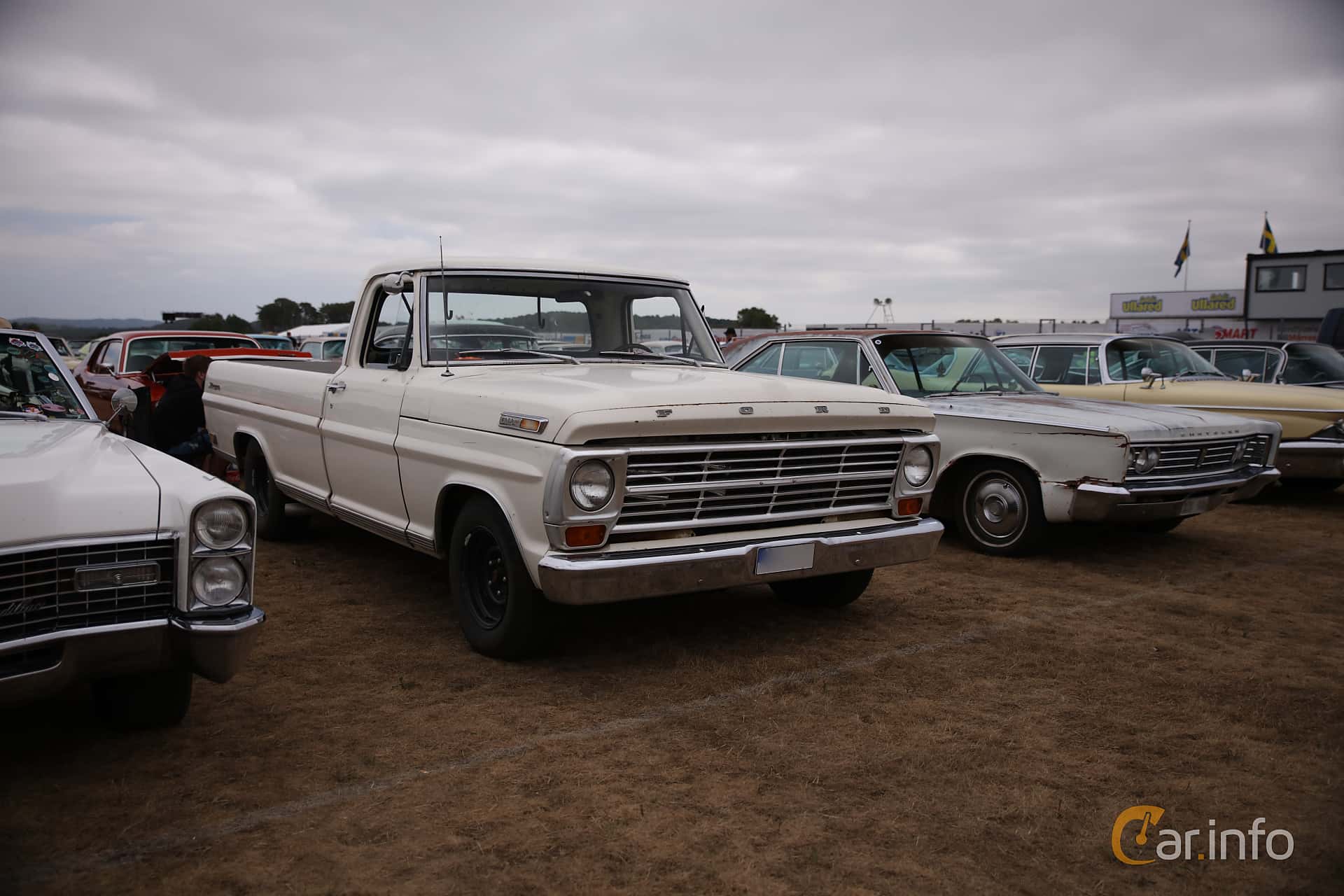 Ford F Regular Cab 5.9 V8 Manual, 218hp, 1968