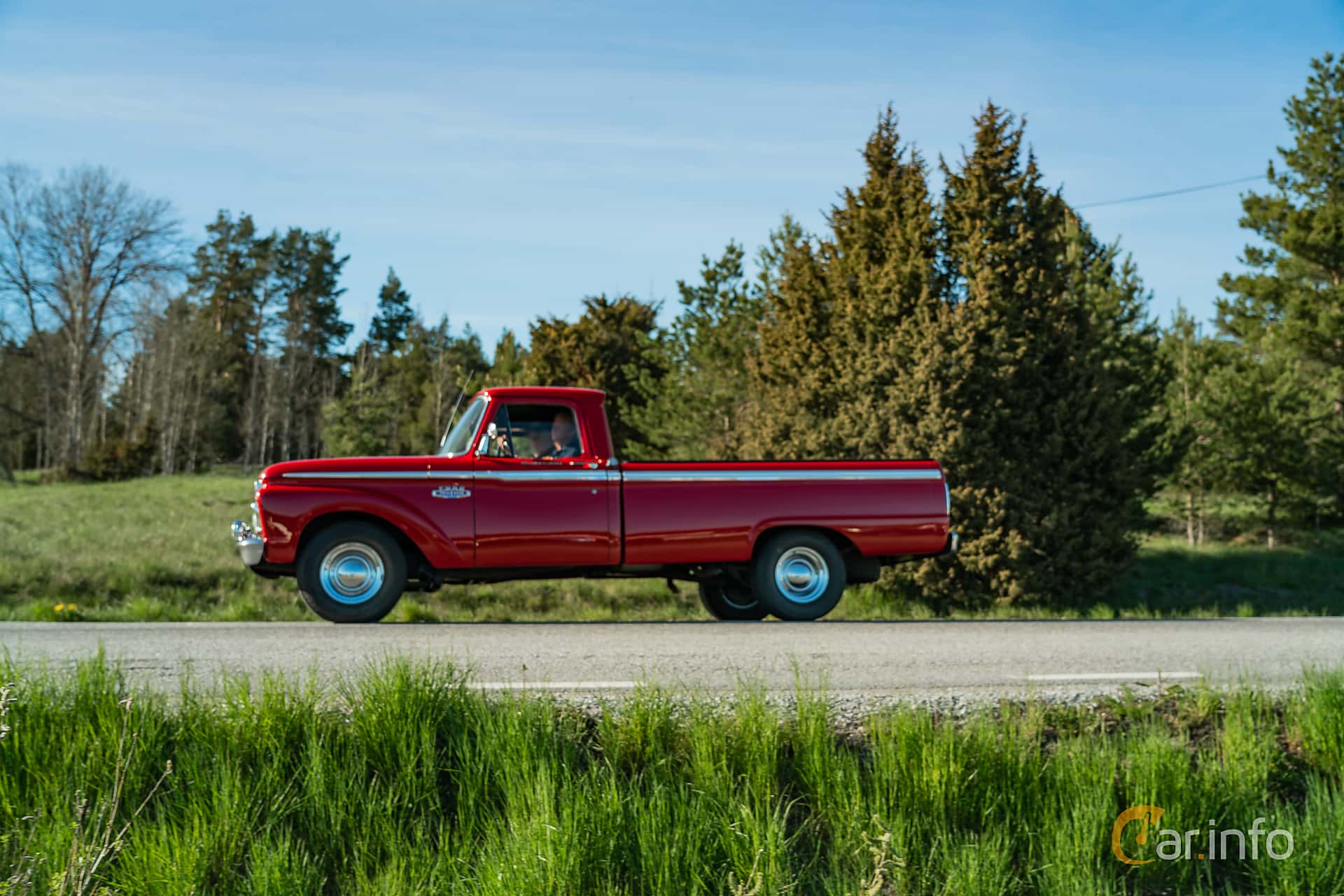 Ford F-Series 5.8 V8 4th Generation, Automatic, 3-speed