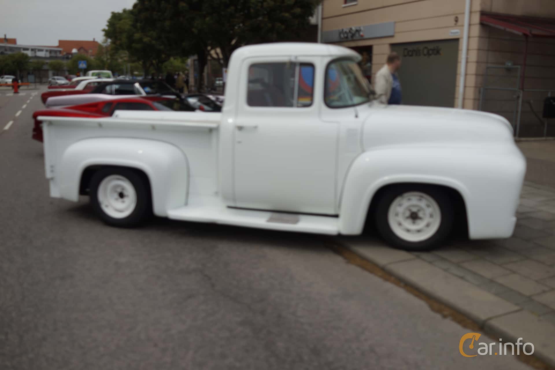 Ford F Pickup 5.2 V8 Automatic, 170hp, 1956