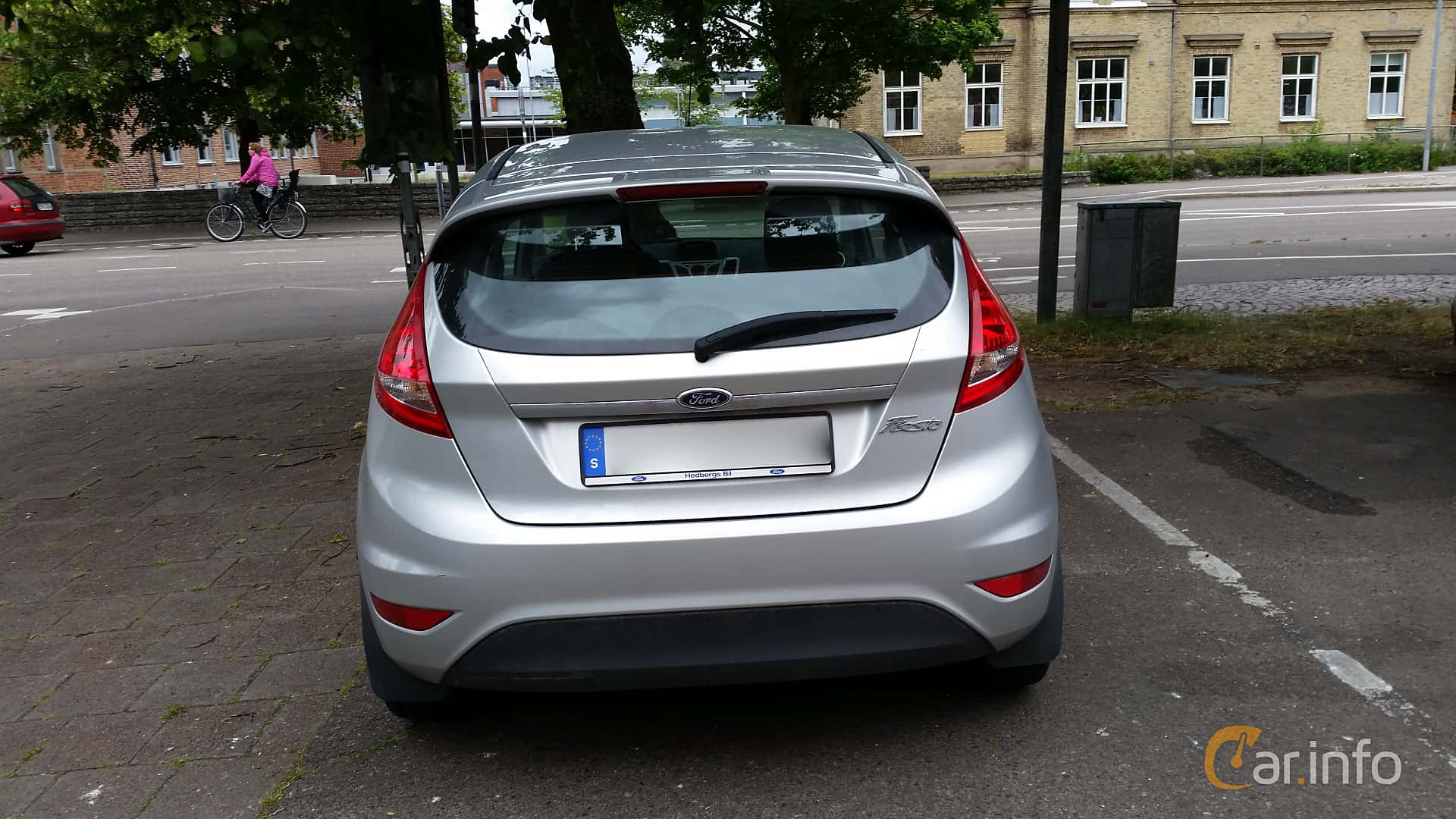 Ford Fiesta 3-door 1.25 Manual, 82hp, 2011
