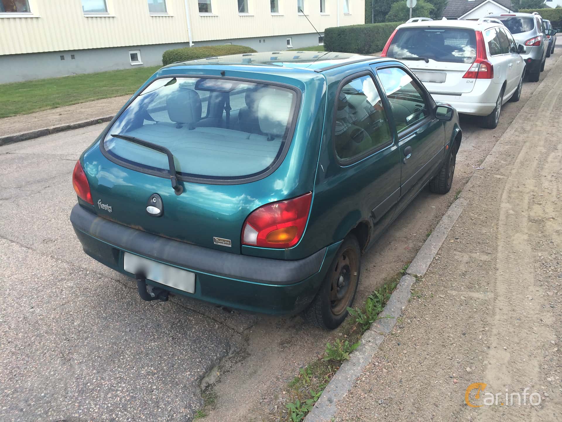 Ford Fiesta 3-door 1.25 Manual, 75hp, 2001