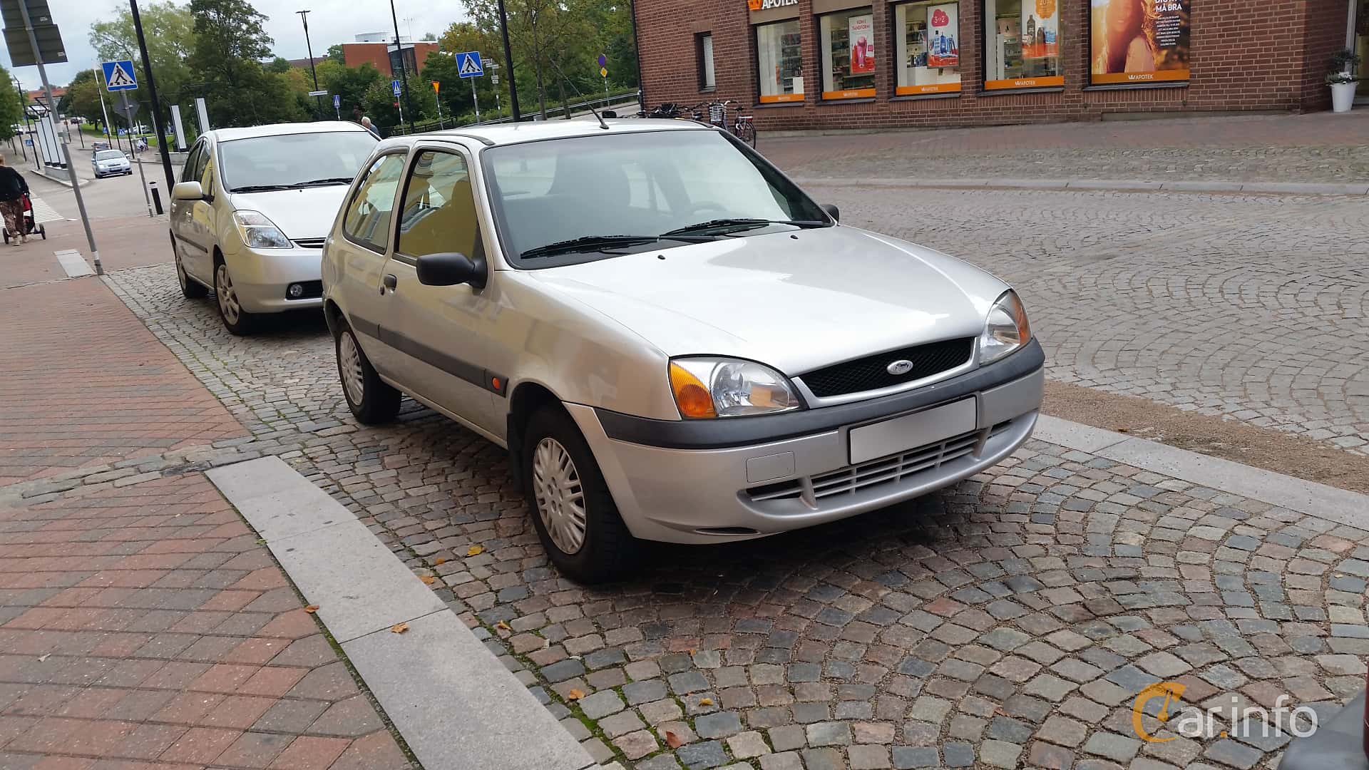 Ford Fiesta 3-door 1.3 Endura-E Manual, 60hp, 2001