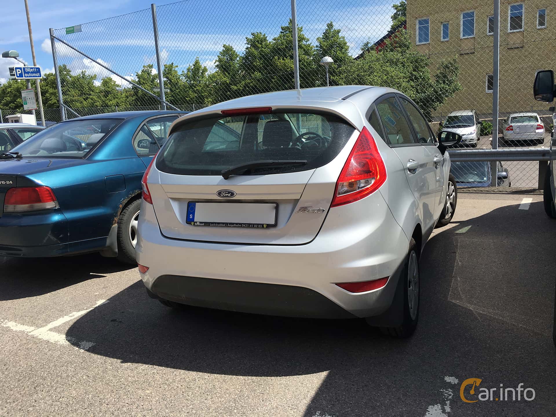 Ford Fiesta 5-door 1.4 Automatic, 97hp, 2010