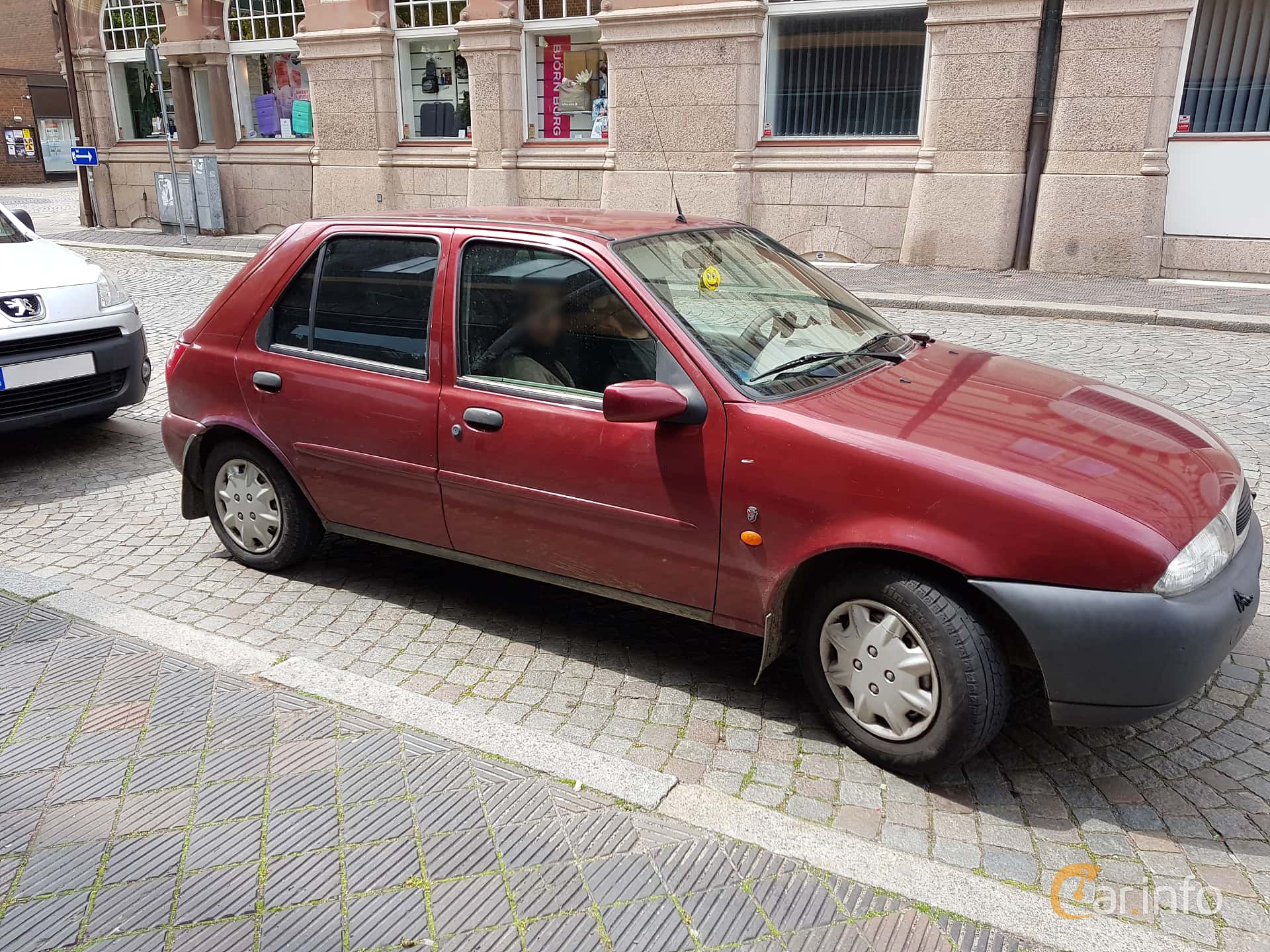 Ford Fiesta 5-door 1.25 Manual, 75hp, 1999