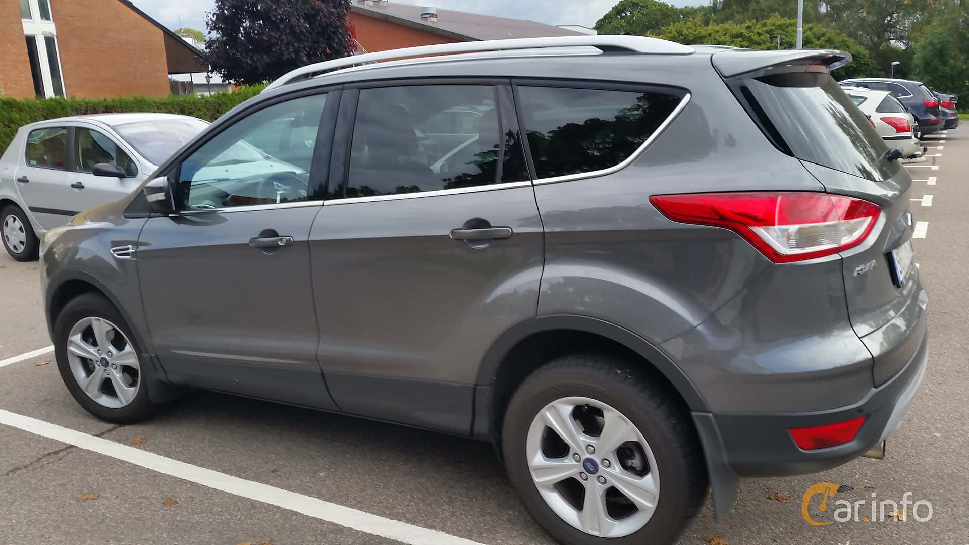 Ford Kuga generation MK2 1.6 EcoBoost Manual, 6-speed