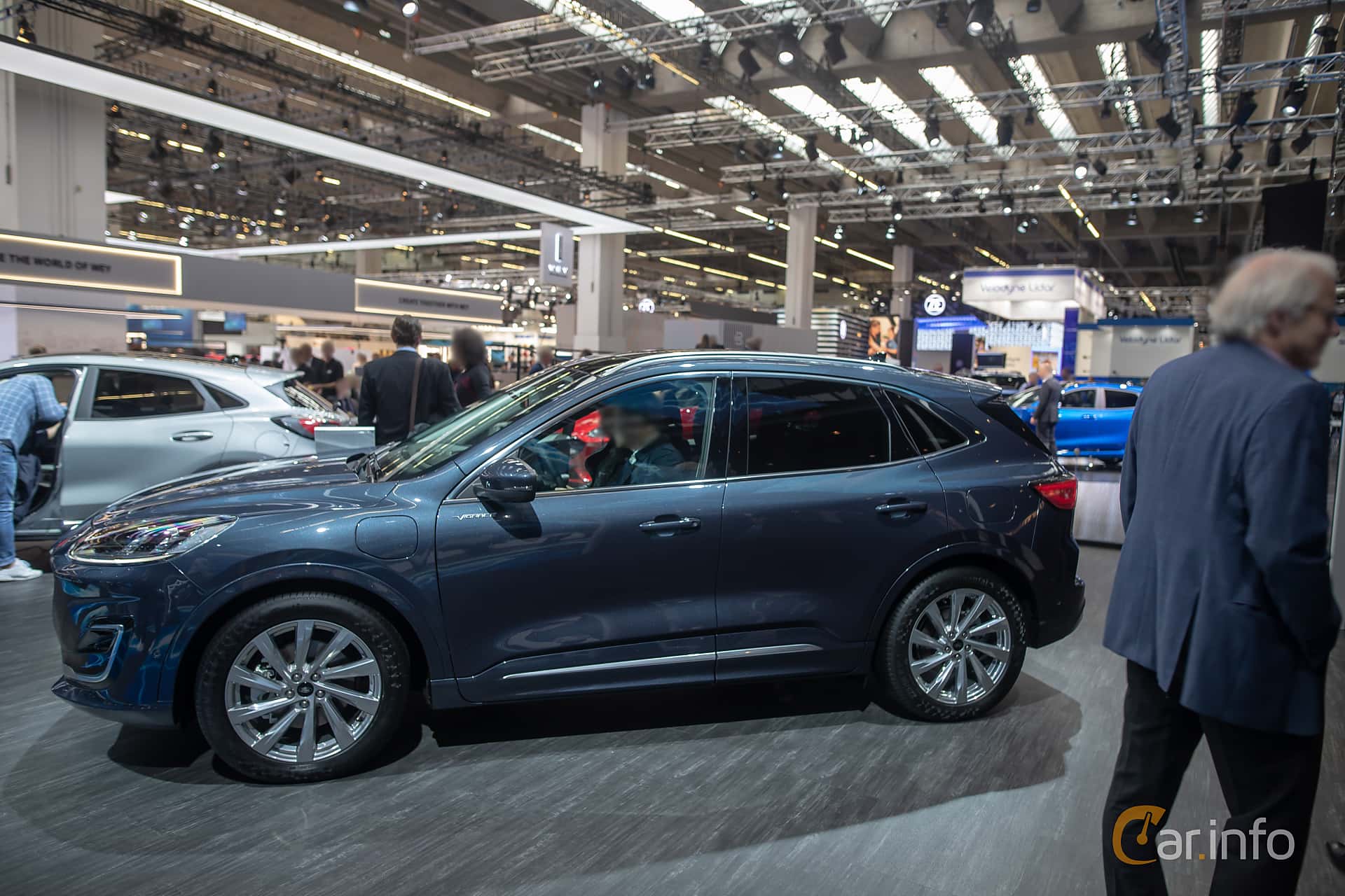 Ford Kuga Plug-In Hybrid  CVT, 225hp, 2020