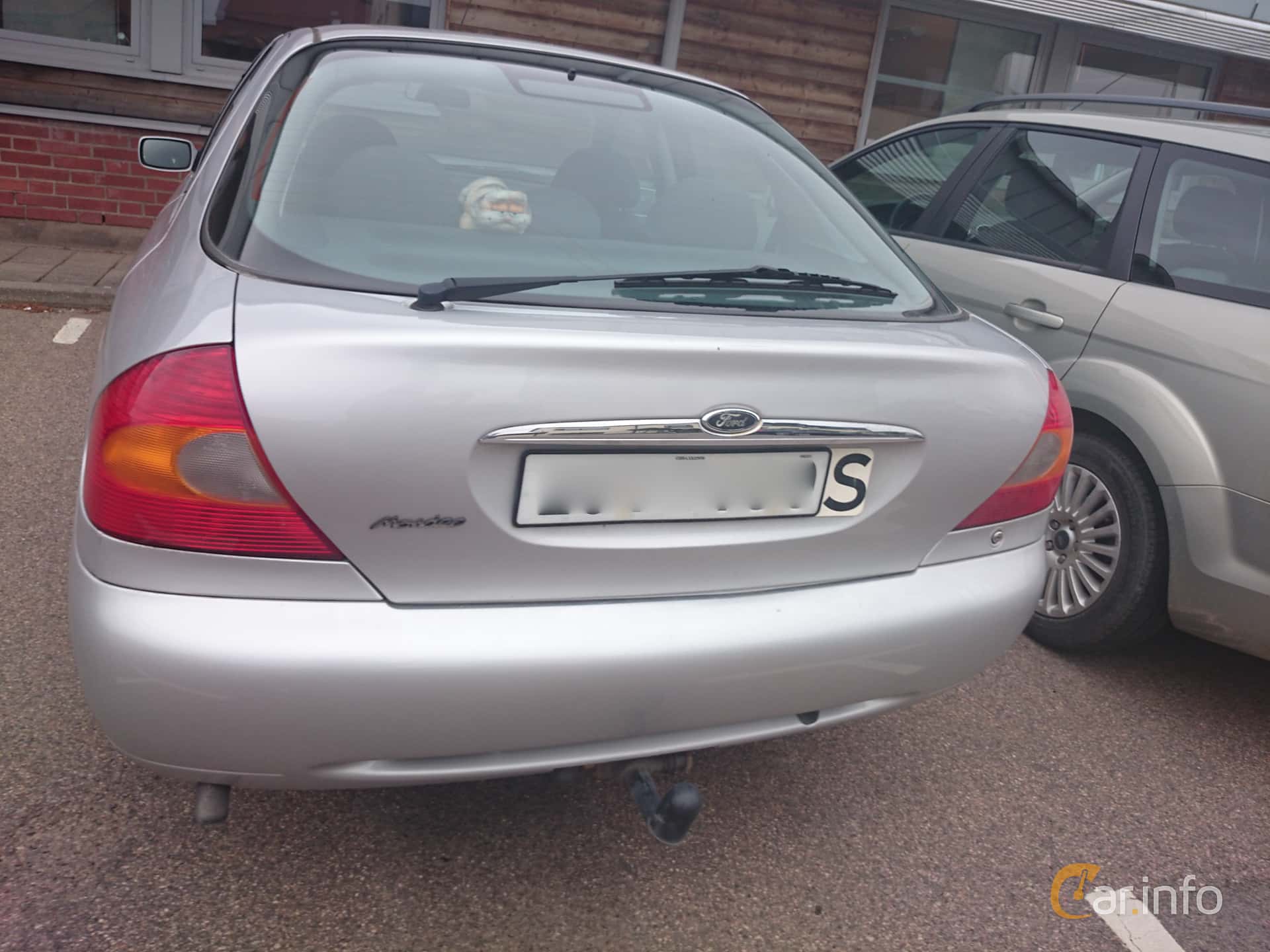 Ford Mondeo Hatchback 2.0 Automatic, 130hp, 1999