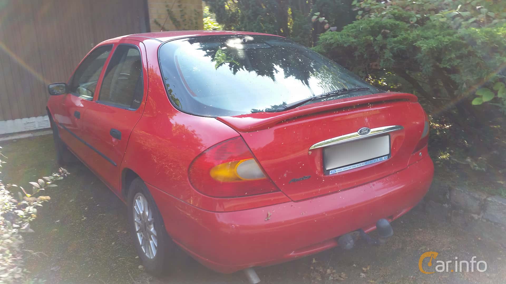 Ford Mondeo Hatchback 2.0 Manual, 130hp, 1999