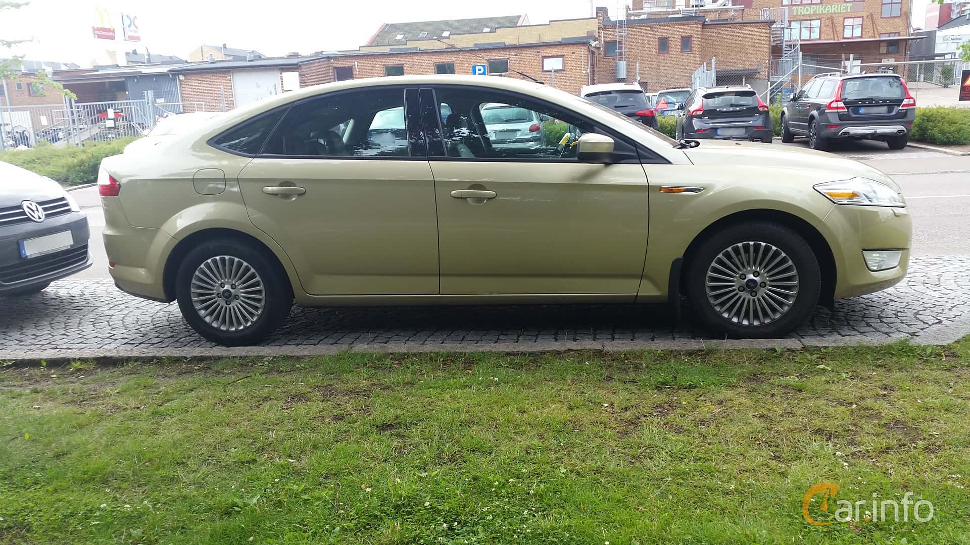 Ford Mondeo Hatchback 2.0 EcoBoost SCTi 203hp, 2011