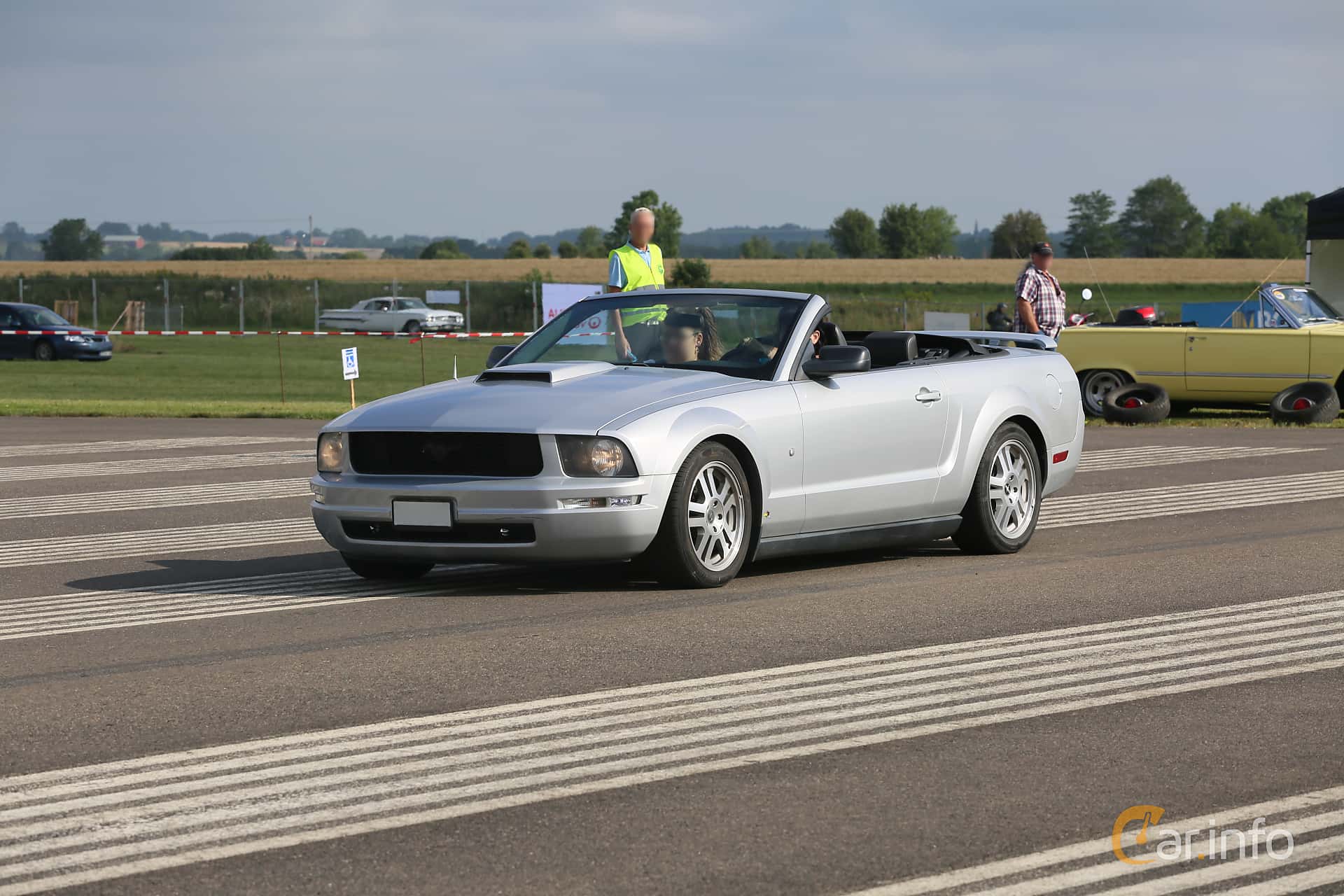 Ford Mustang Convertible generation V 4.0 V6 Manual, 5-speed