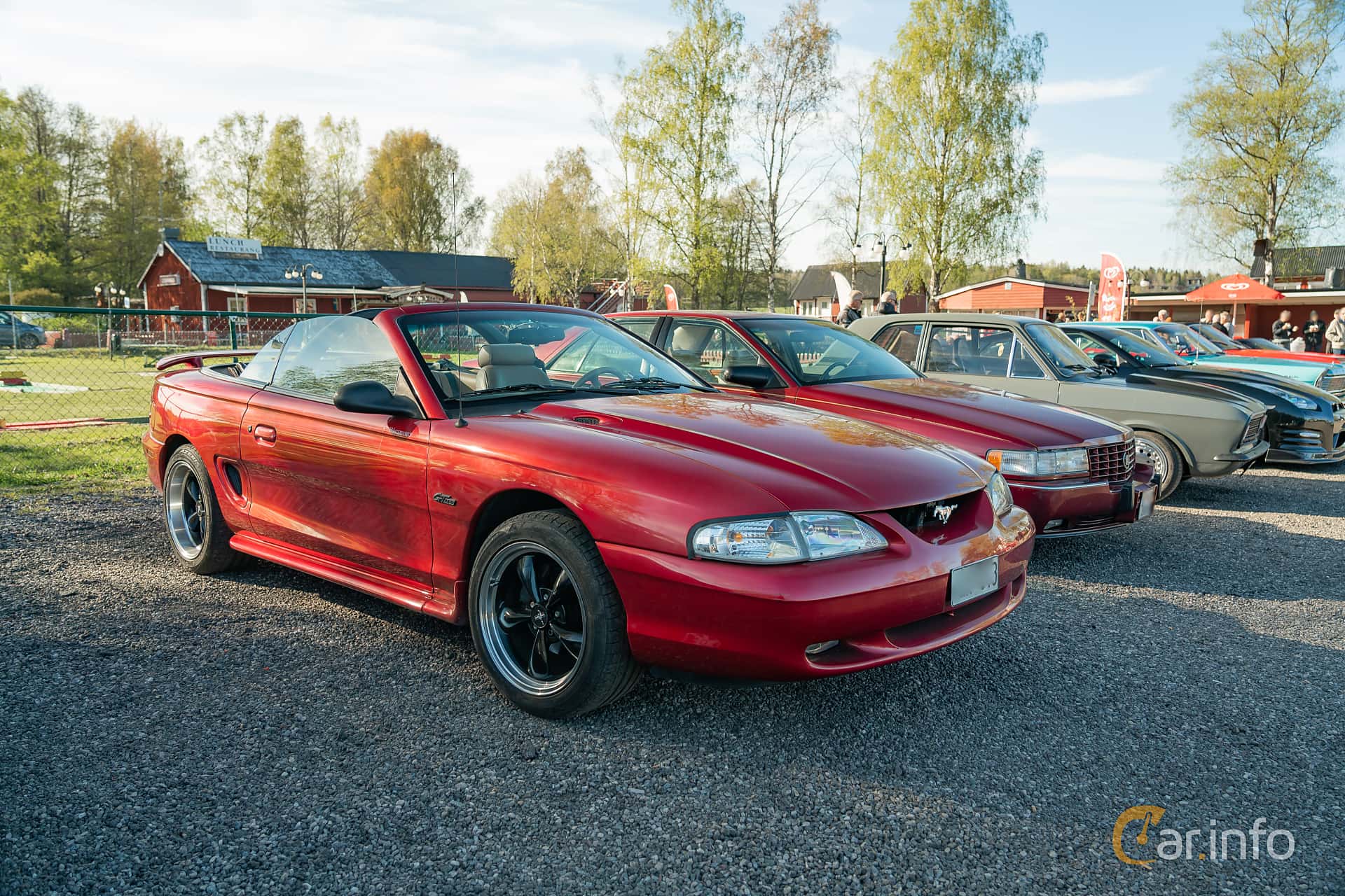 Ford Mustang GT Convertible 4.6 V8 SEFI Manual, 218hp, 1997