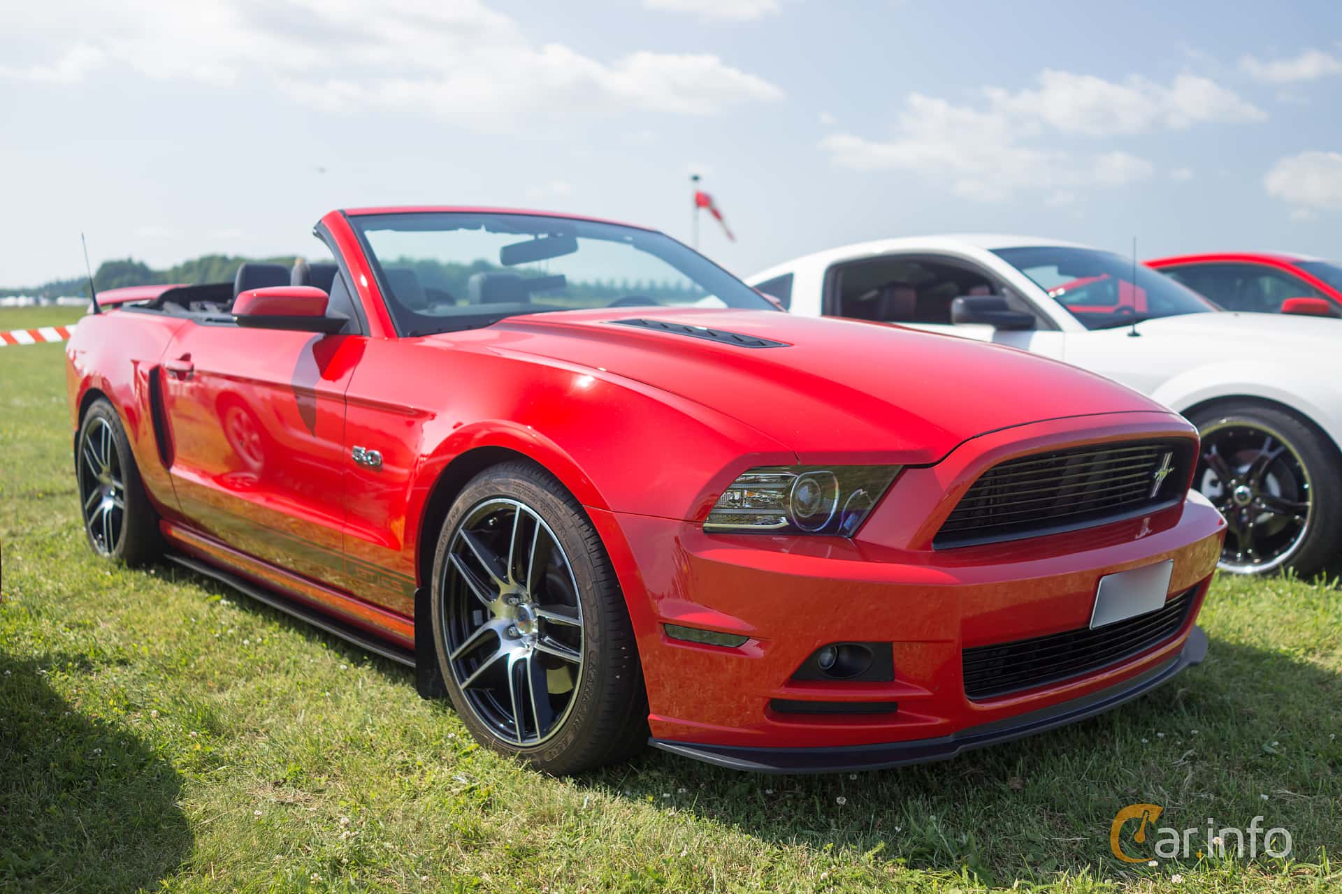 Ford Mustang GT Convertible 5.0 V8 Manual, 426hp, 2013
