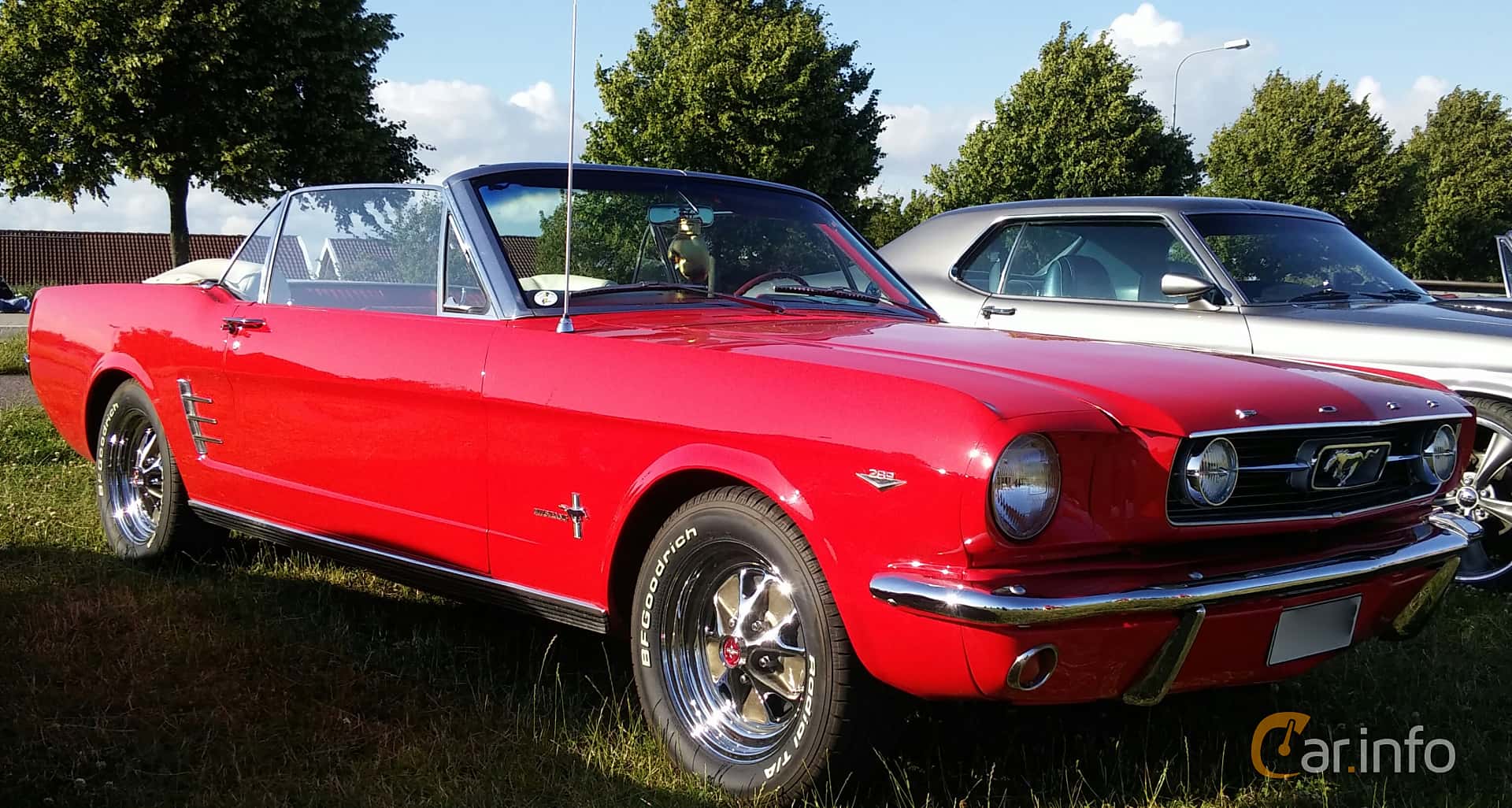 Ford Mustang Convertible 4.7 V8 Manual, 184hp, 1967